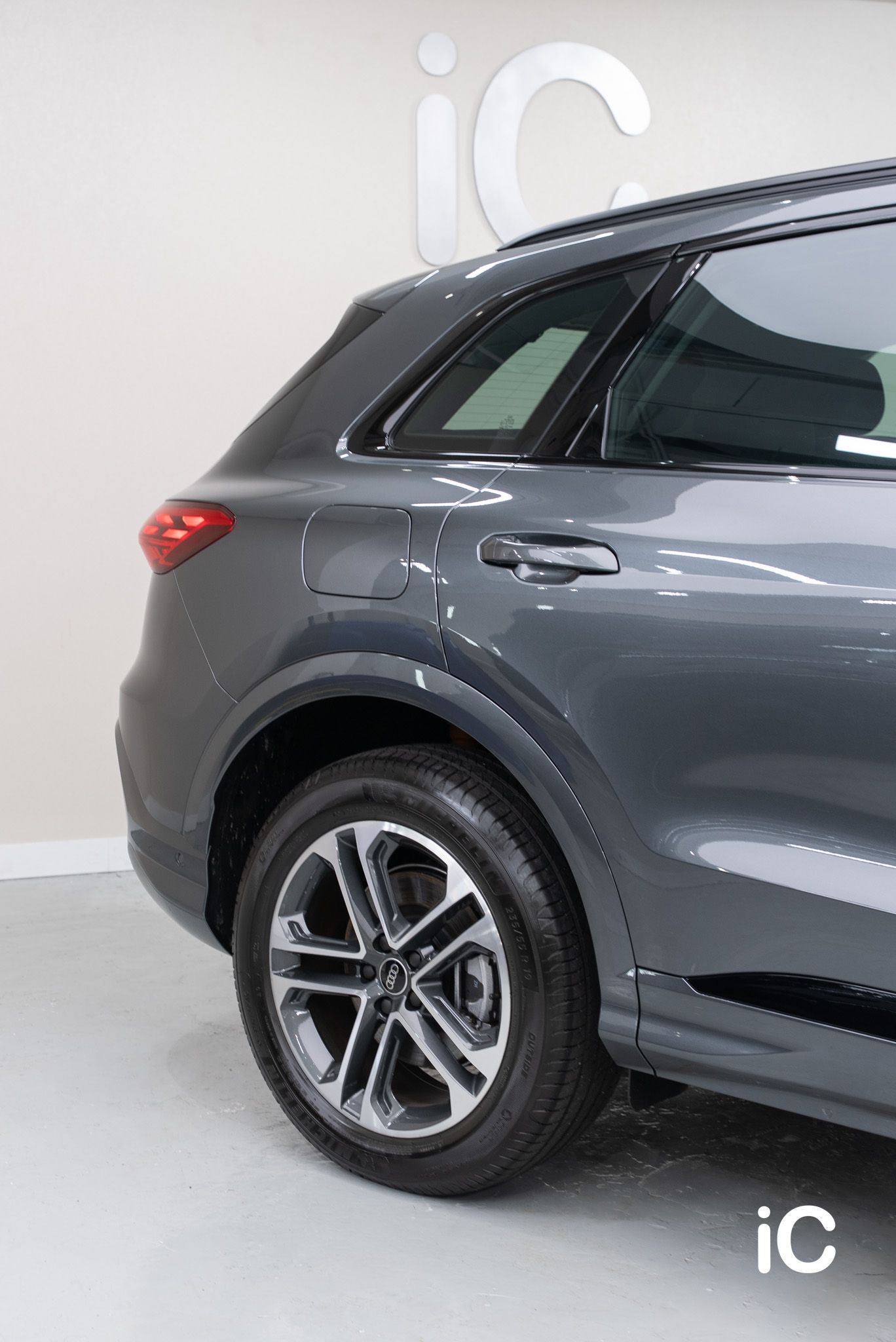 ic-detail-audi-q5-grey-gyeon-ppf-15
