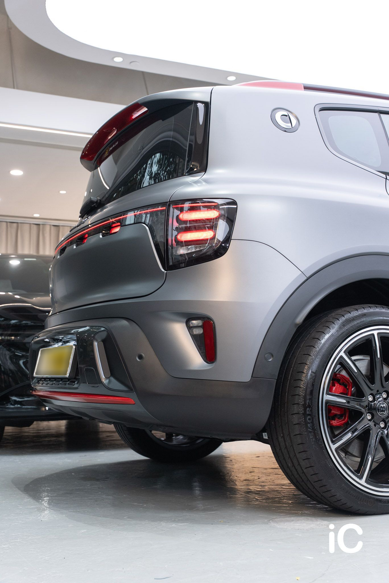 ic-detail-smart-315-barbus-matte-atom-grey-gyeon-matte-ppf-31