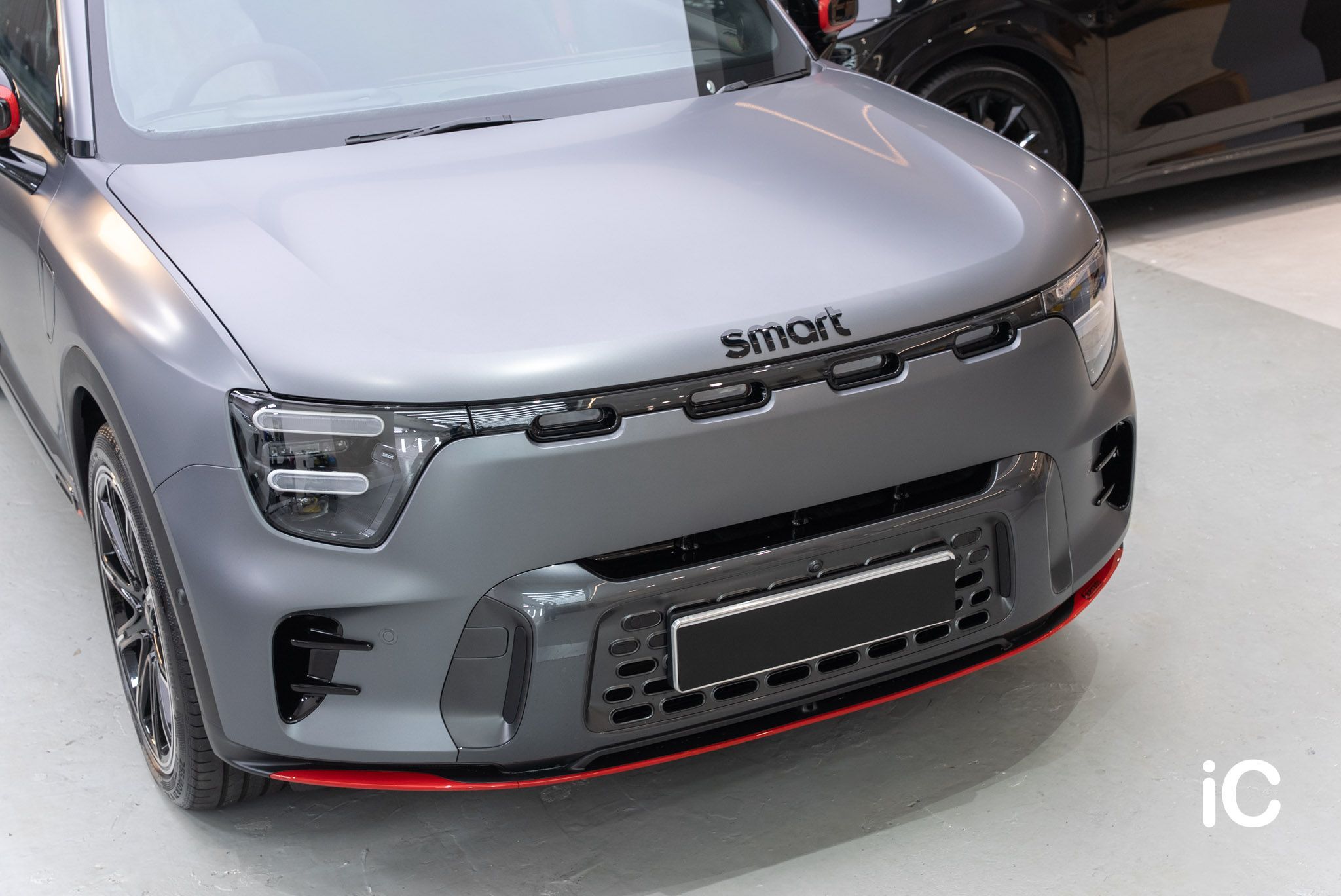 ic-detail-smart-35-barbus-matte-atom-grey-gyeon-matte-ppf-3