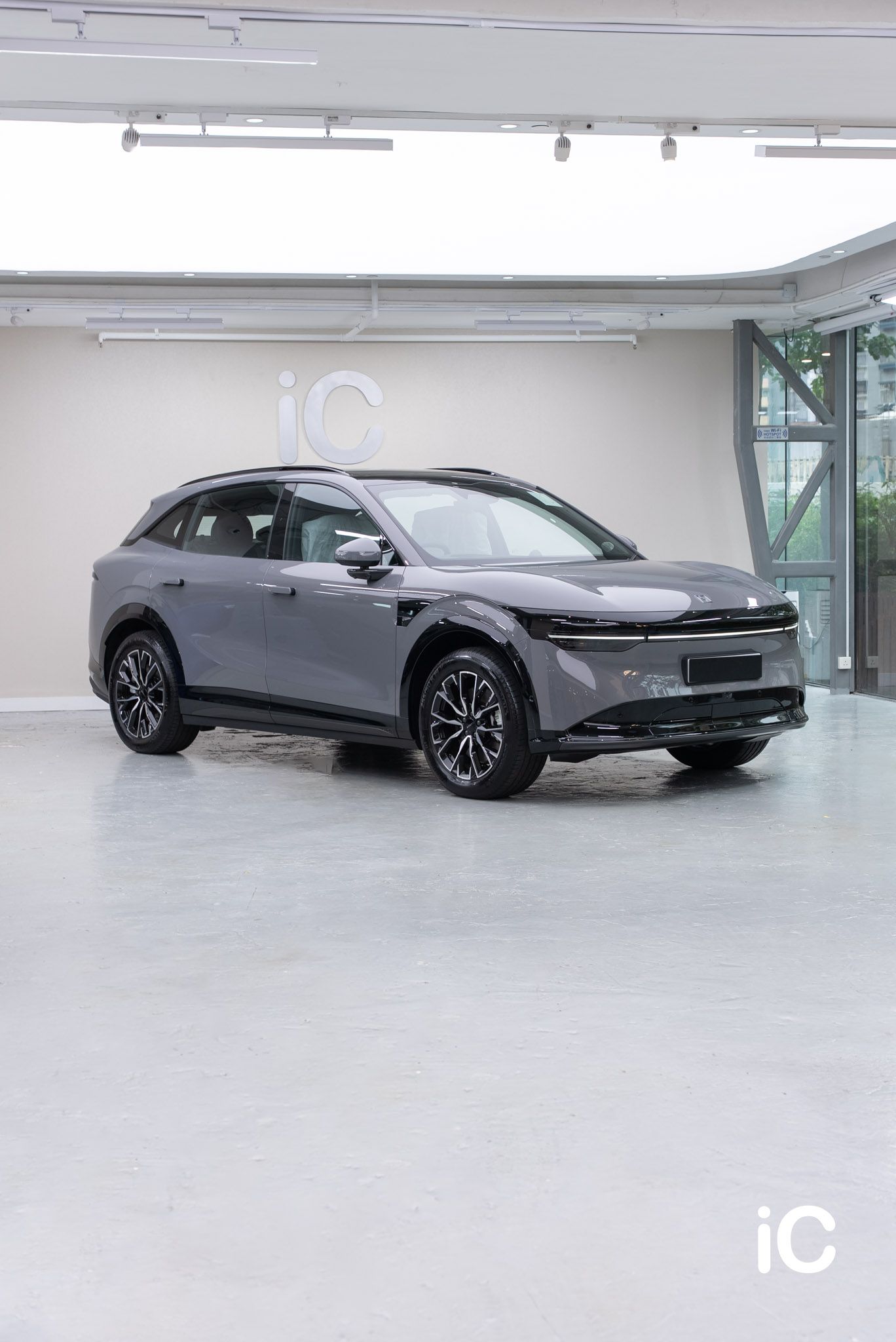 ic-detail-zeeker-7x-om-individual-colour-ppf-zurich-ash-1