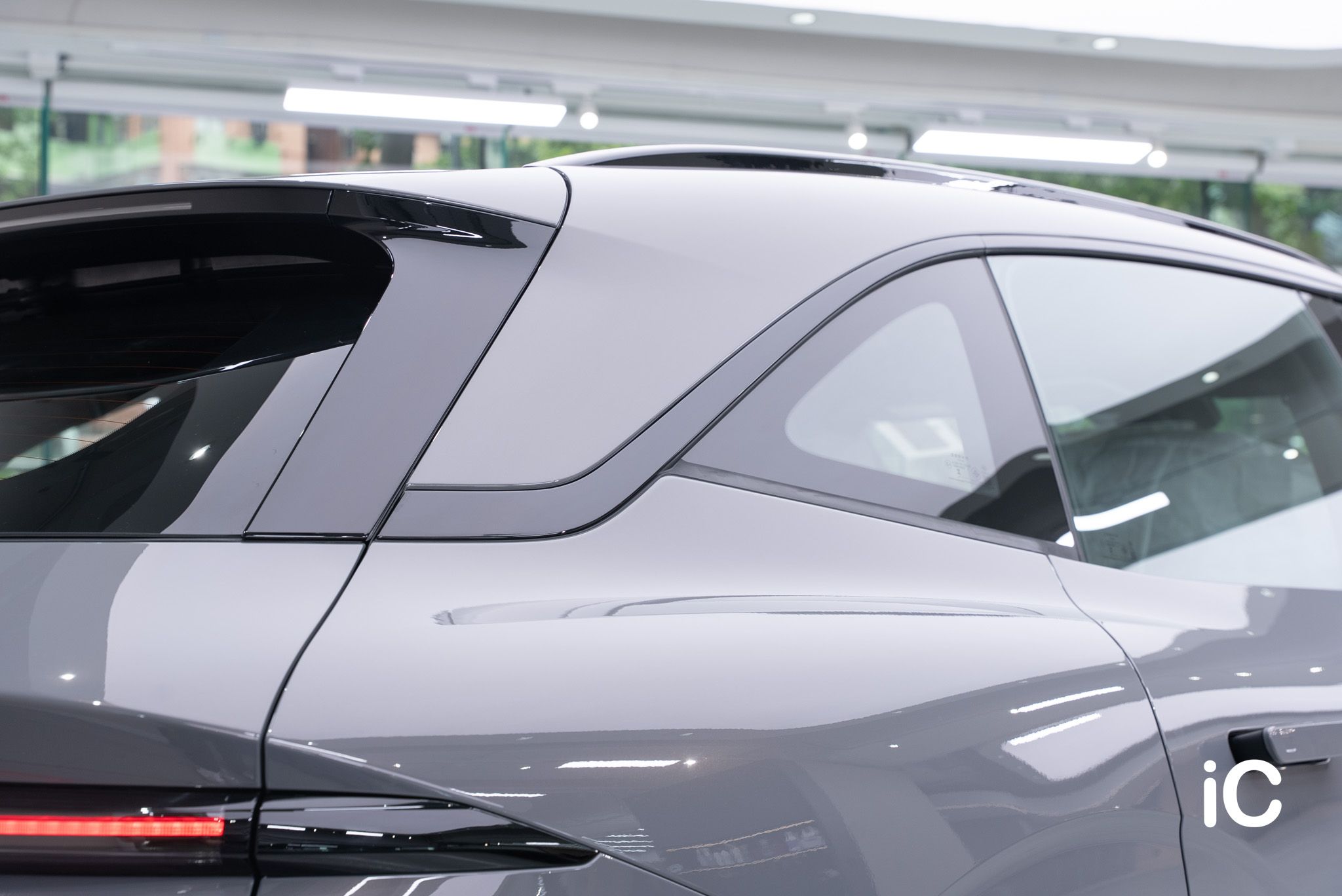 ic-detail-zeeker-7x-om-individual-colour-ppf-zurich-ash-10