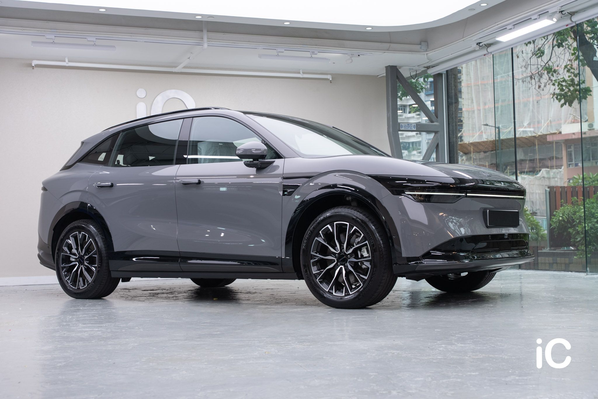 ic-detail-zeeker-7x-om-individual-colour-ppf-zurich-ash-24