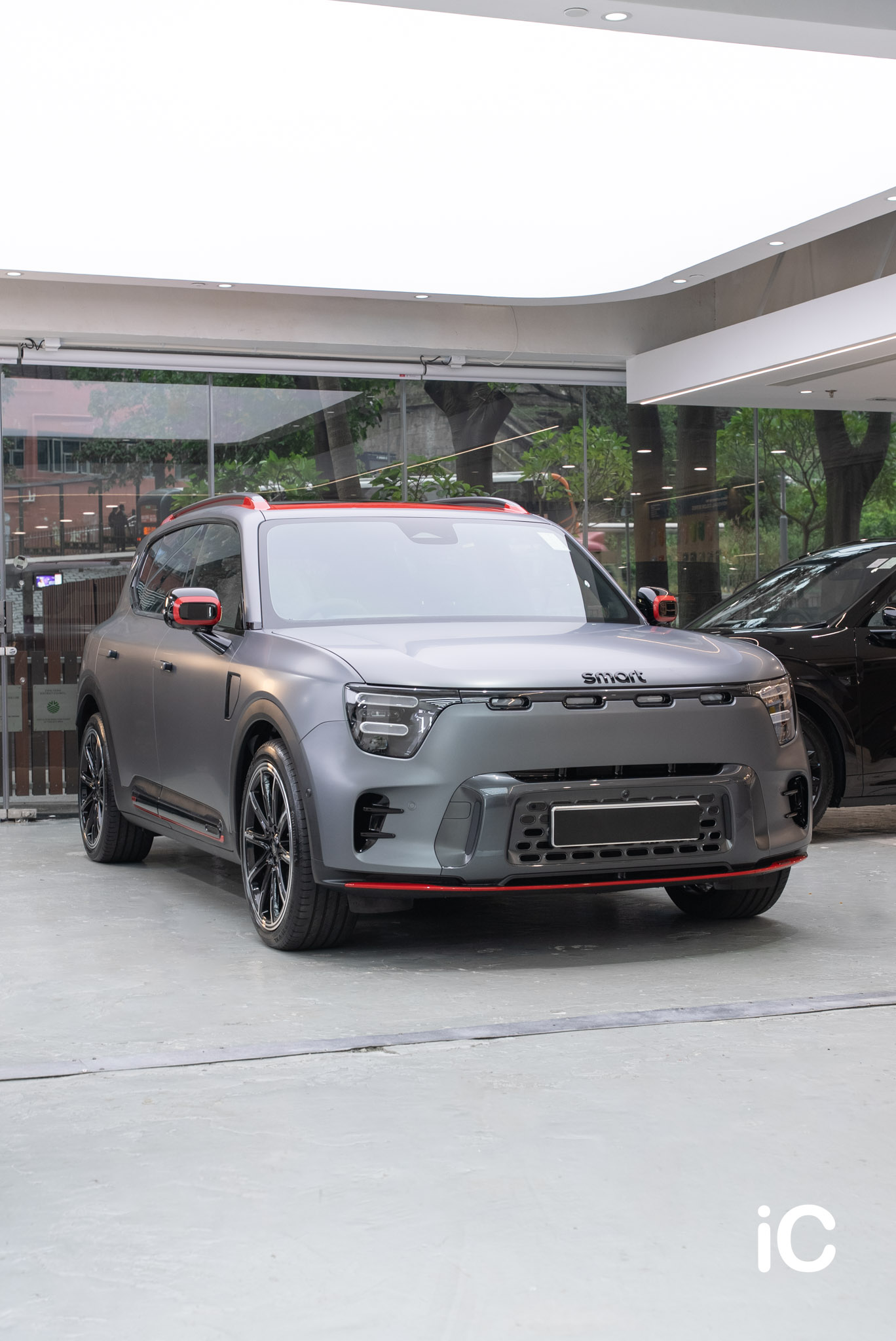 ic-detail-smart-355-barbus-matte-atom-grey-gyeon-matte-ppf-1-1