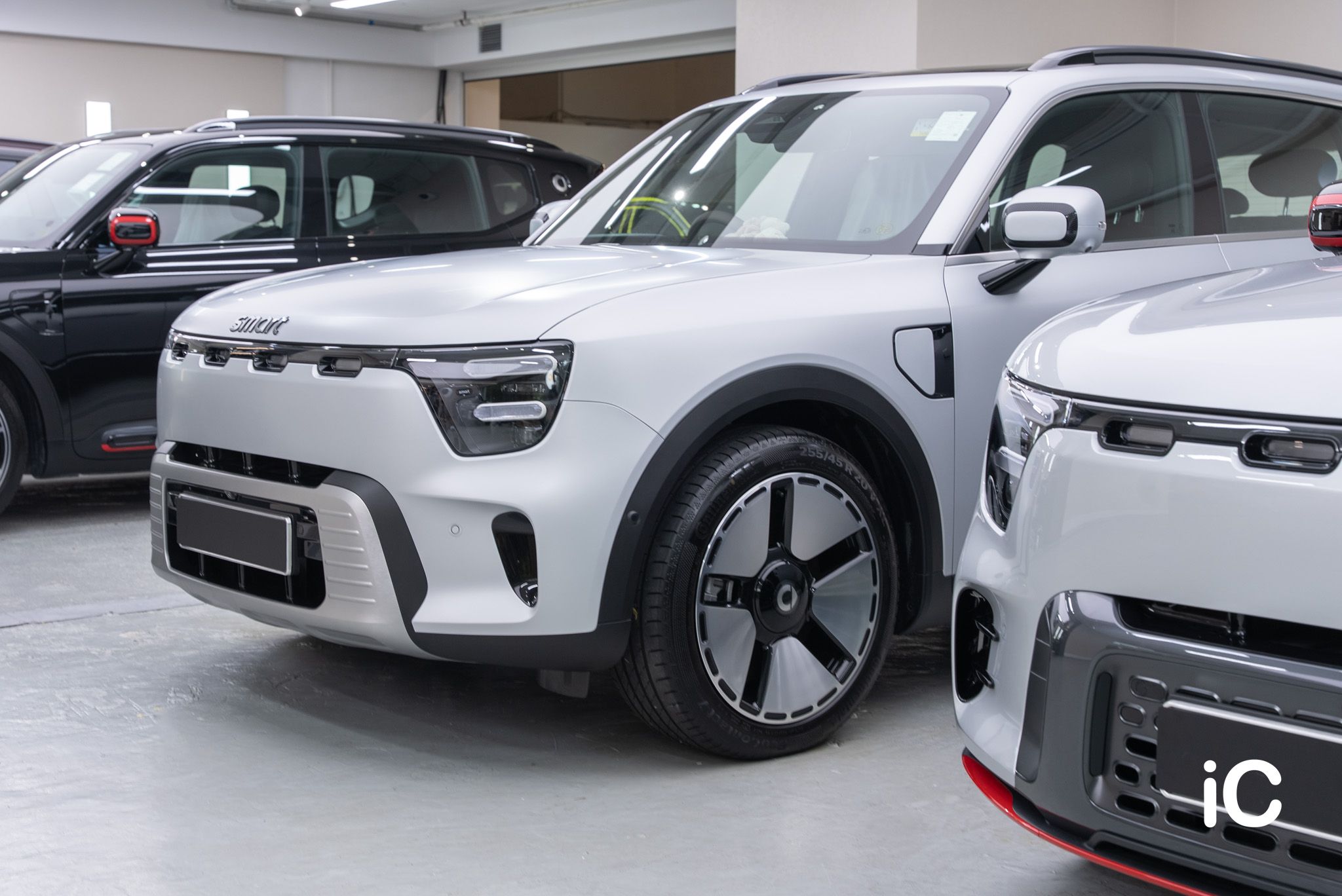 ic-detail-smart-5-barbus-premium-silver-gyeon-matte-ppf-3