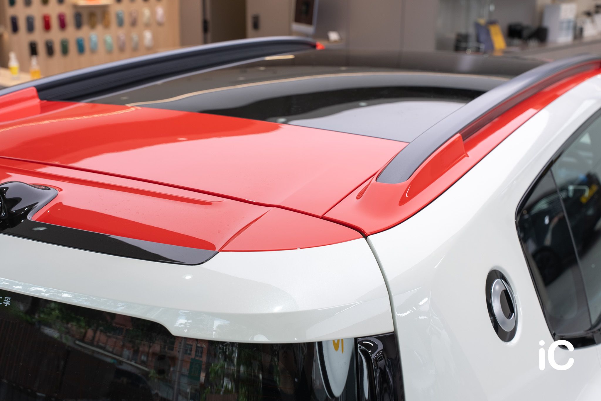 ic-detail-smart-5-barbus-white-gyeon-ppf-12