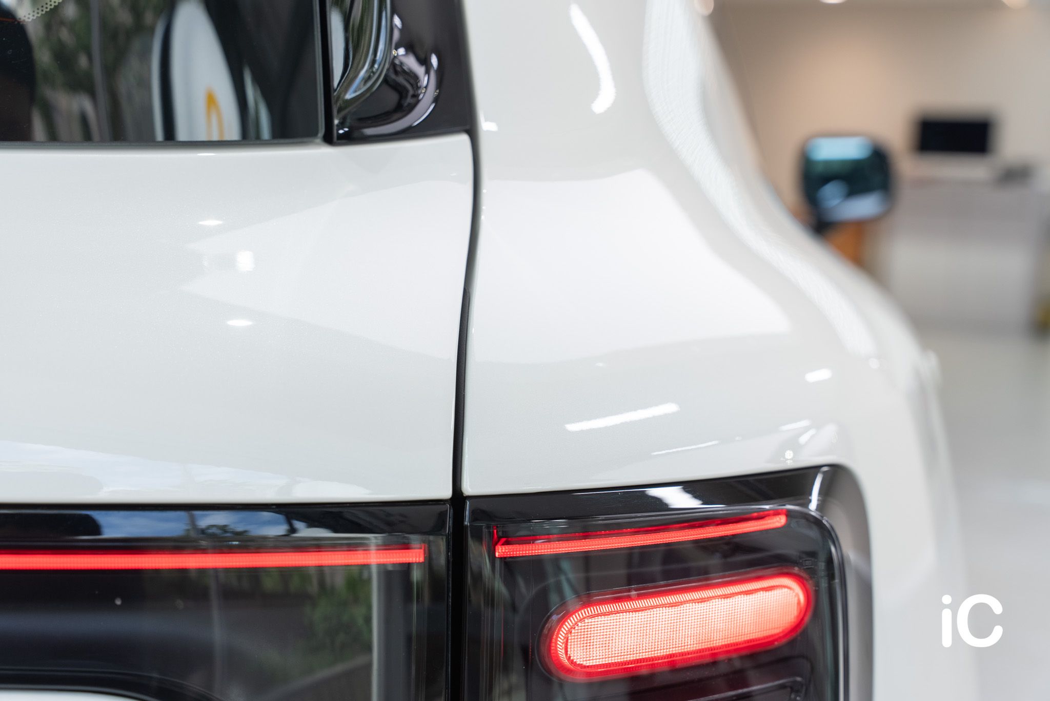 ic-detail-smart-5-barbus-white-gyeon-ppf-25