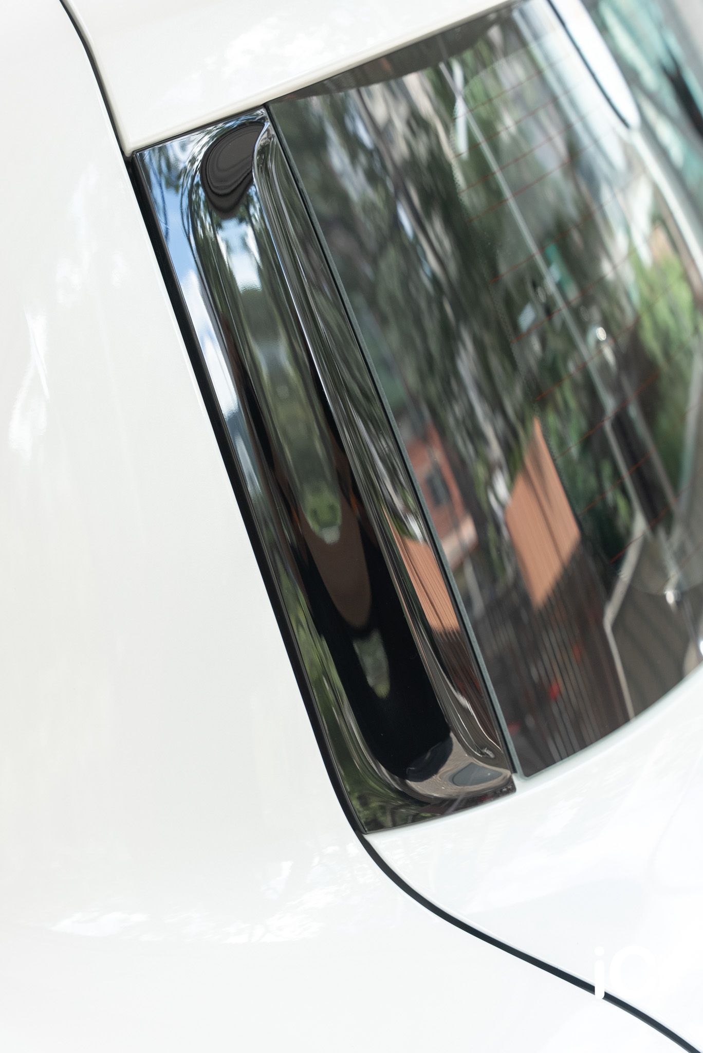 ic-detail-smart-5-barbus-white-gyeon-ppf-37