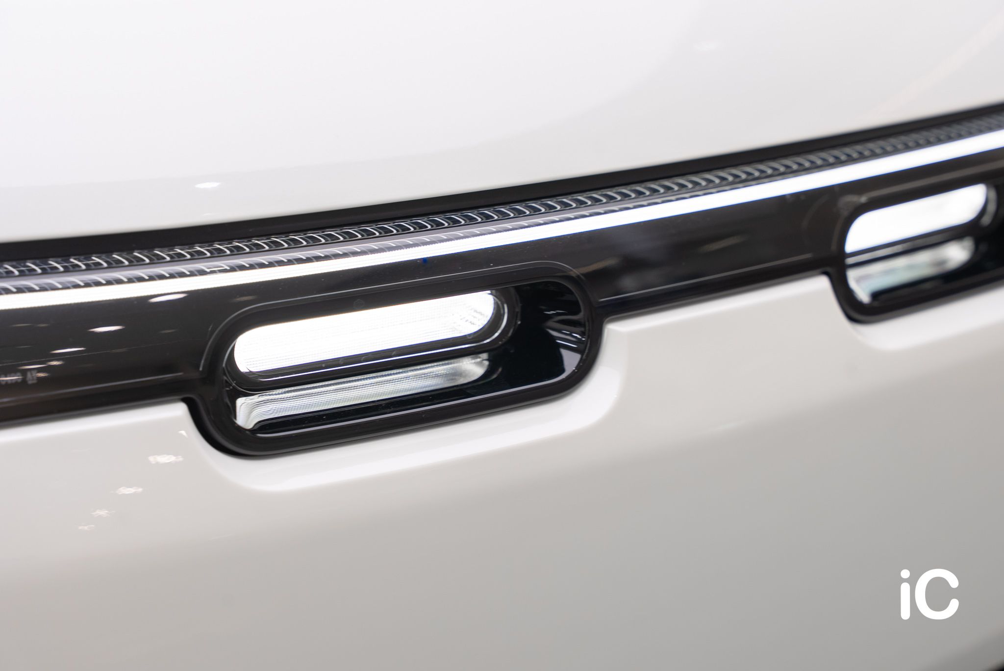 ic-detail-smart-5-barbus-white-gyeon-ppf-7