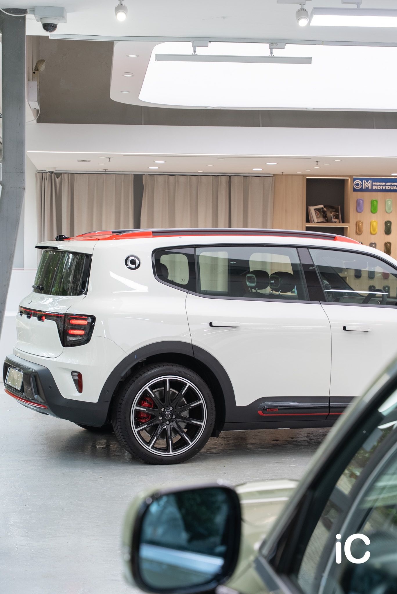 ic-detail-smart-5-barbus-white-gyeon-ppf-9