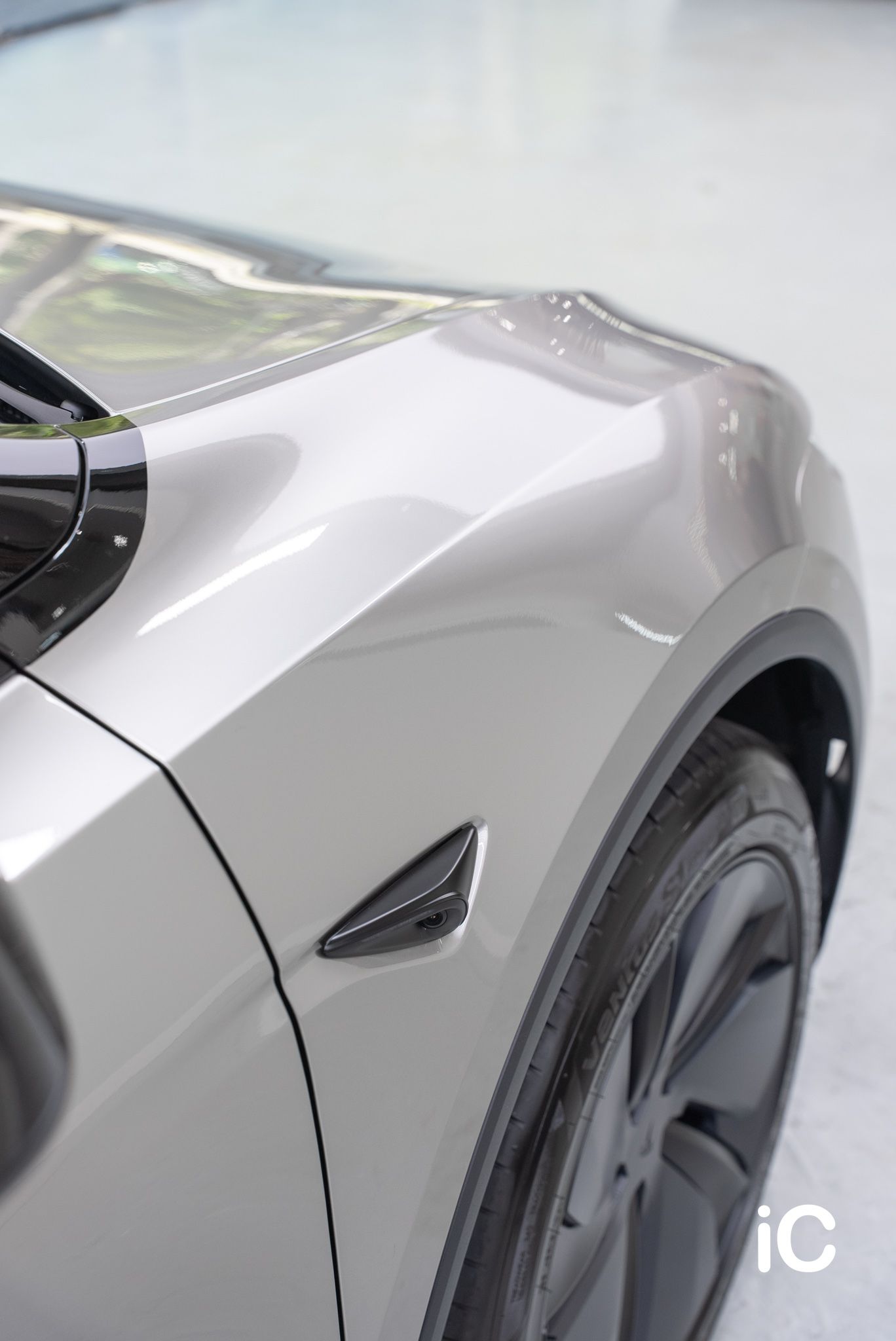 ic-detail-tesla-model-y-om-individual-colour-ppf-liquid-silver-21