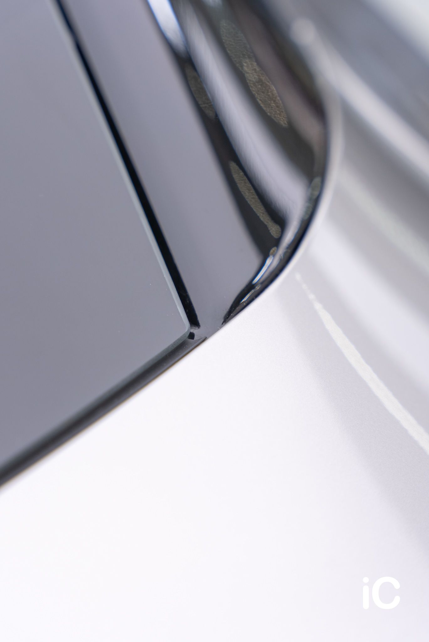 ic-detail-tesla-model-y-om-individual-colour-ppf-liquid-silver-36