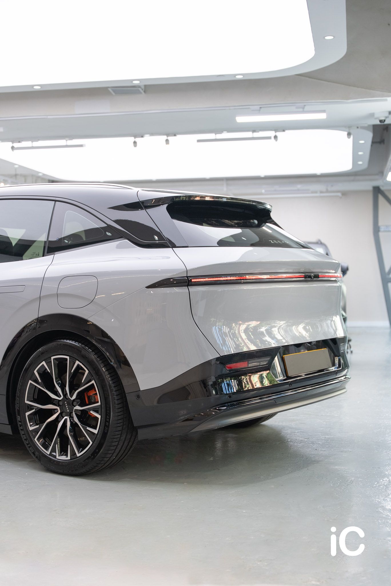 ic-detail-zeekr-7x-om-individual-colour-ppf-grace-slate-32