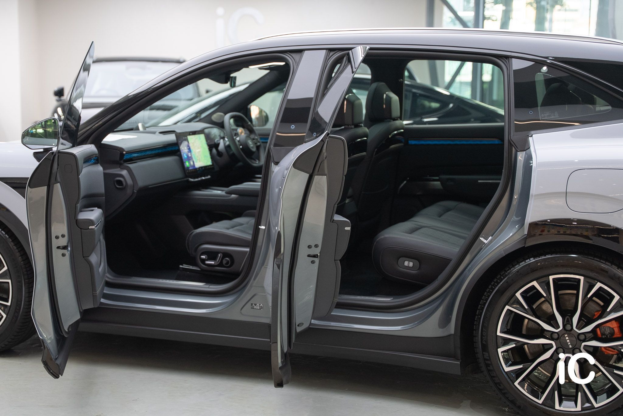 ic-detail-zeekr-7x-om-individual-colour-ppf-grace-slate-38