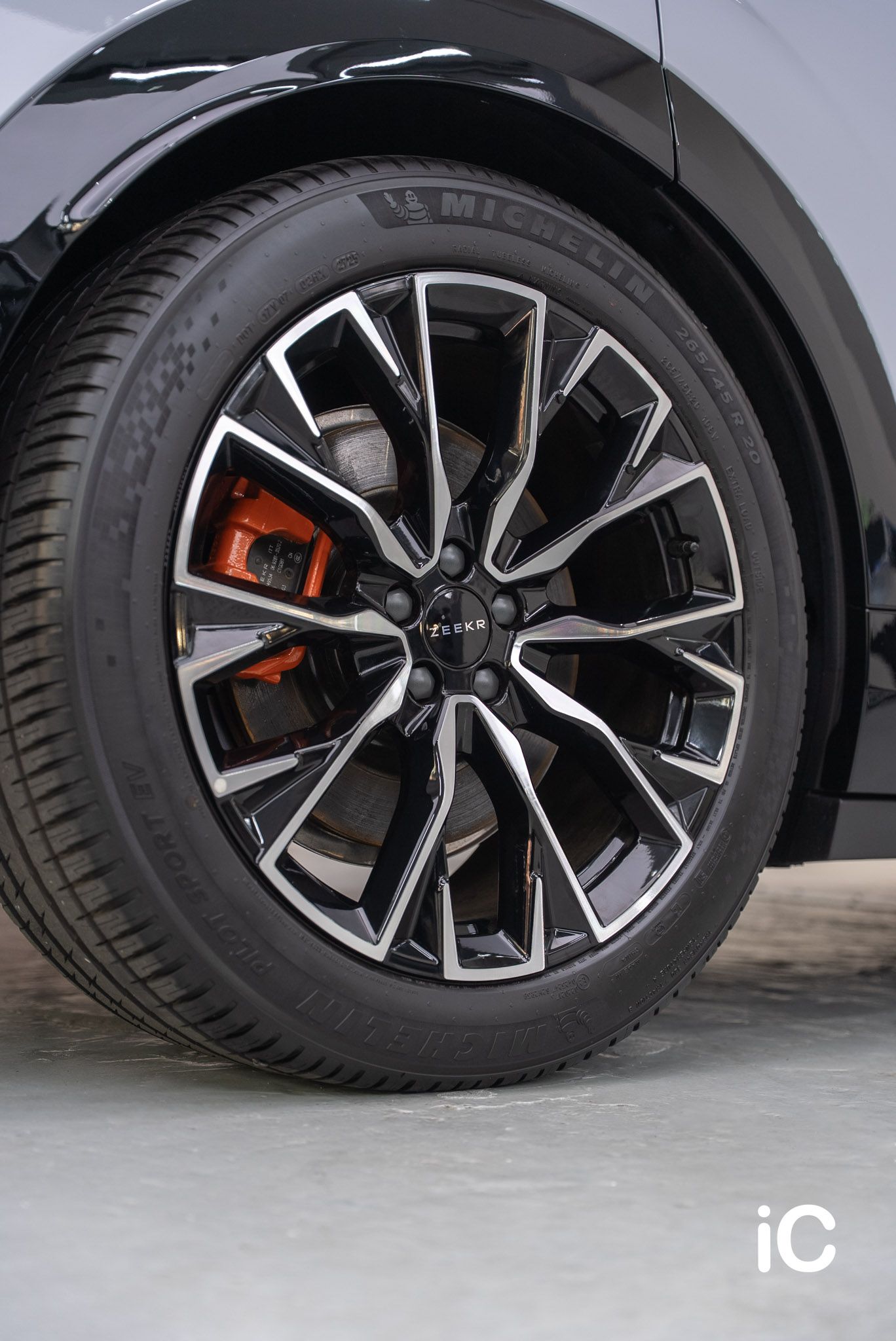 ic-detail-zeekr-7x-om-individual-colour-ppf-grace-slate-6