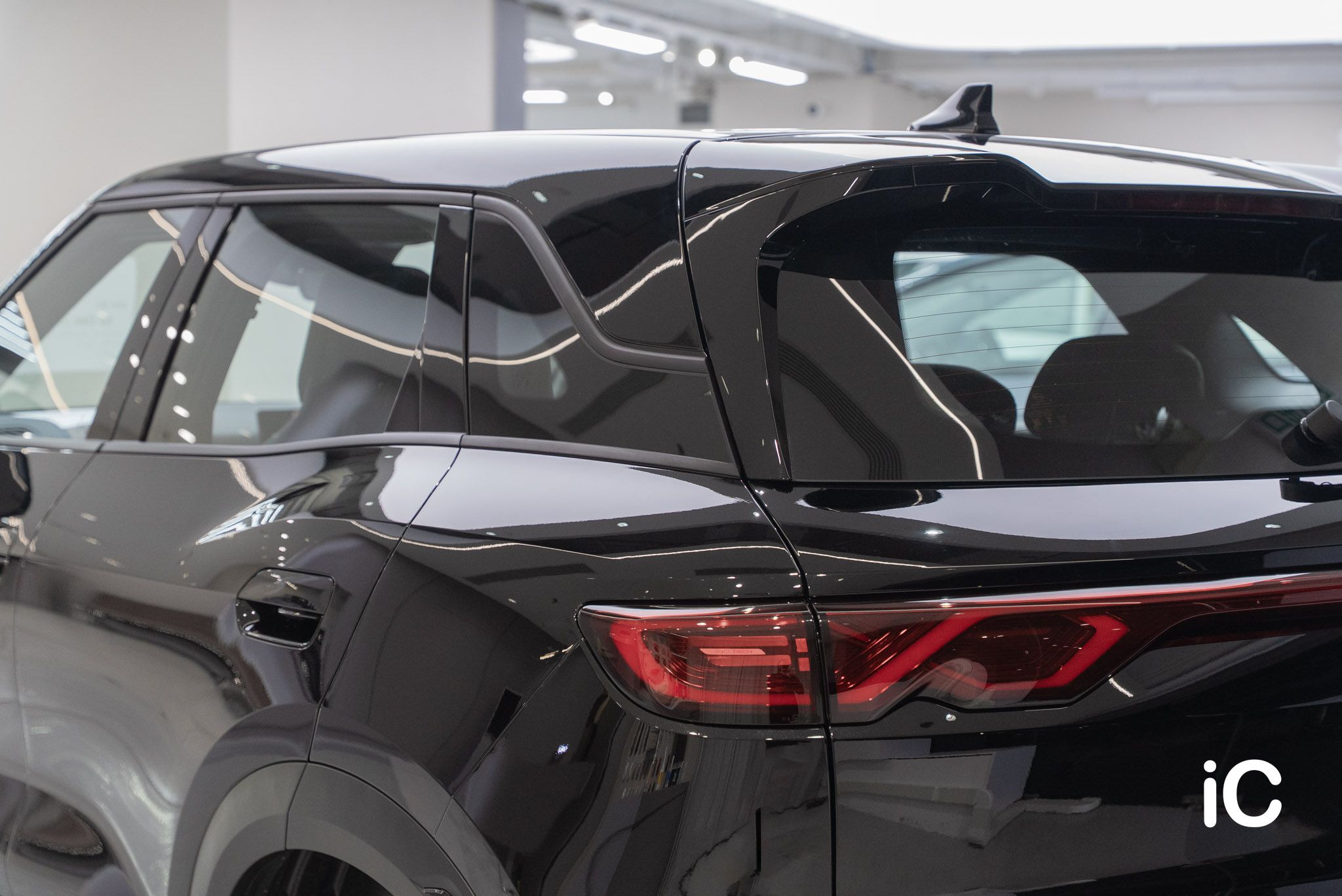 ic-detail-byd-atto-2-black-gyeon-ppf-16