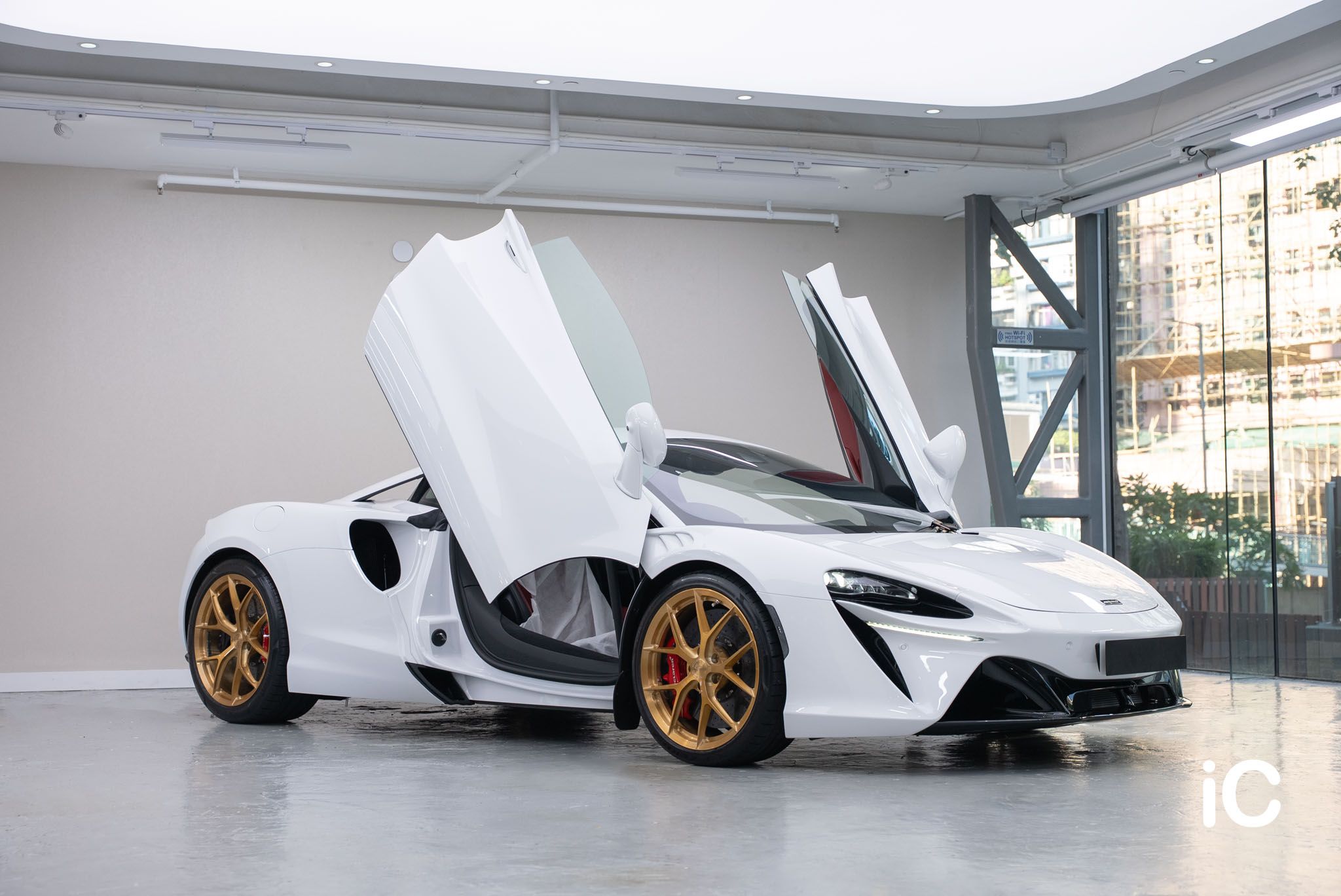 ic-detail-mclaren-artura-white-gyeon-ppf-1