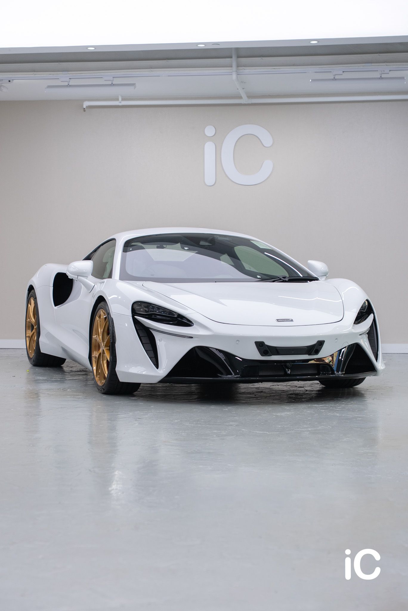 ic-detail-mclaren-artura-white-gyeon-ppf-16