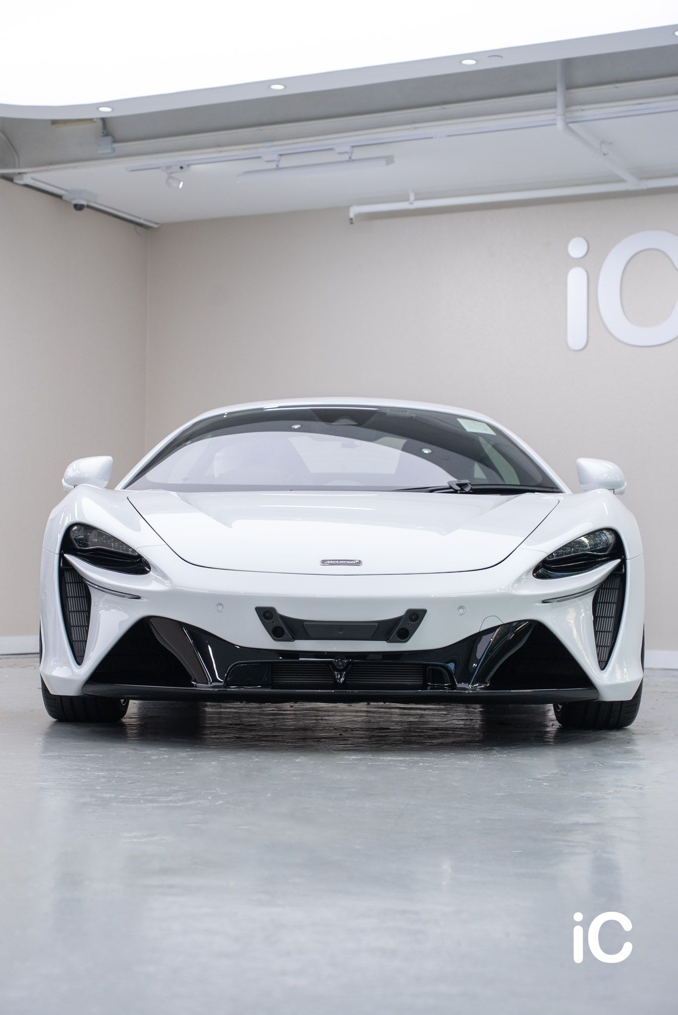 ic-detail-mclaren-artura-white-gyeon-ppf-24