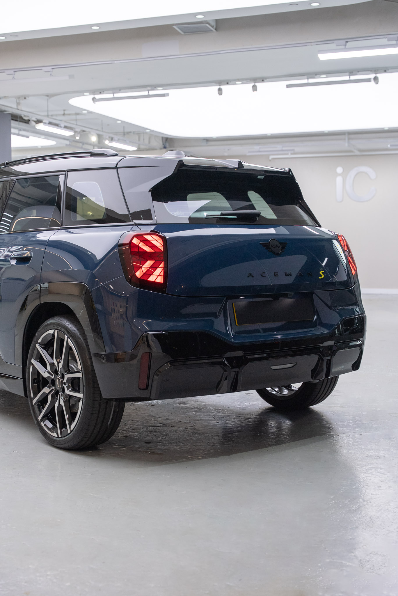 ic-detail-mini-aceman-blue-gyeon-ppf-31-1