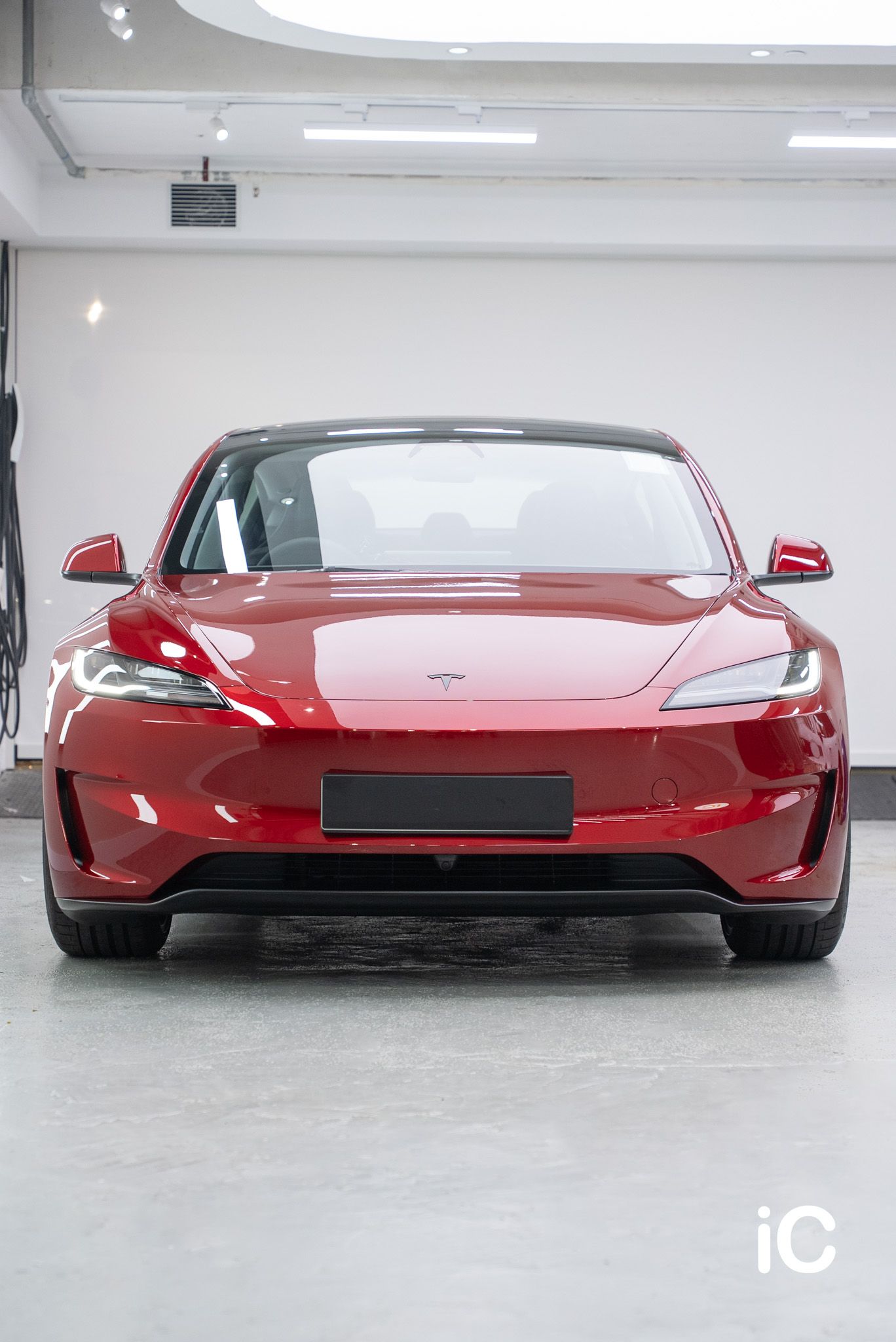 ic-detail-model-3-red-ulgo-black-infinity-8