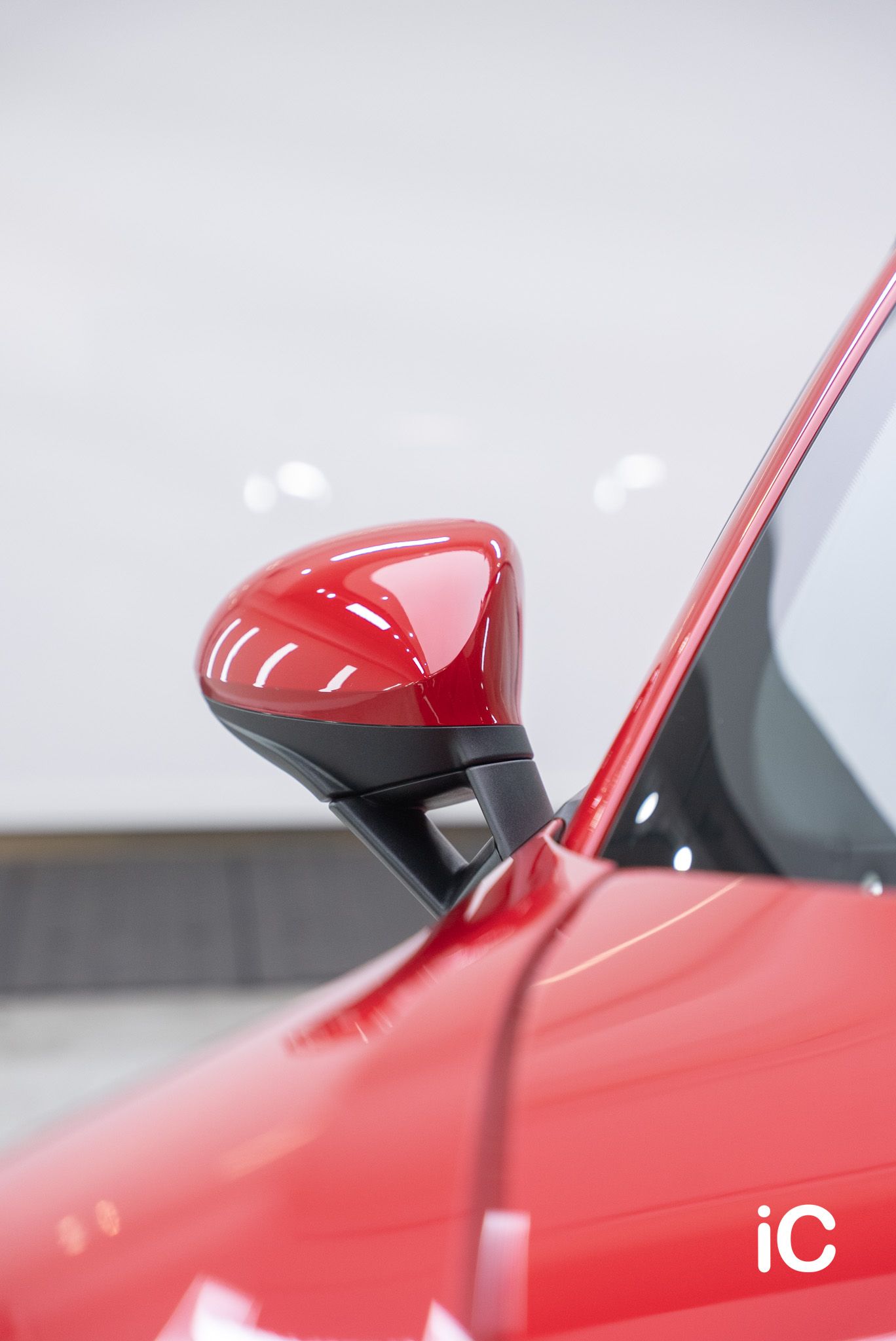 ic-detail-porsche-718-red-gyeon-coating-25