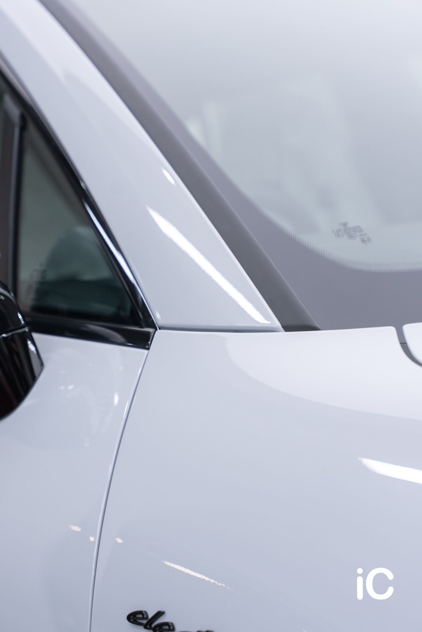 ic-detail-porsche-macan-black-grey-gyeon-ppf-11