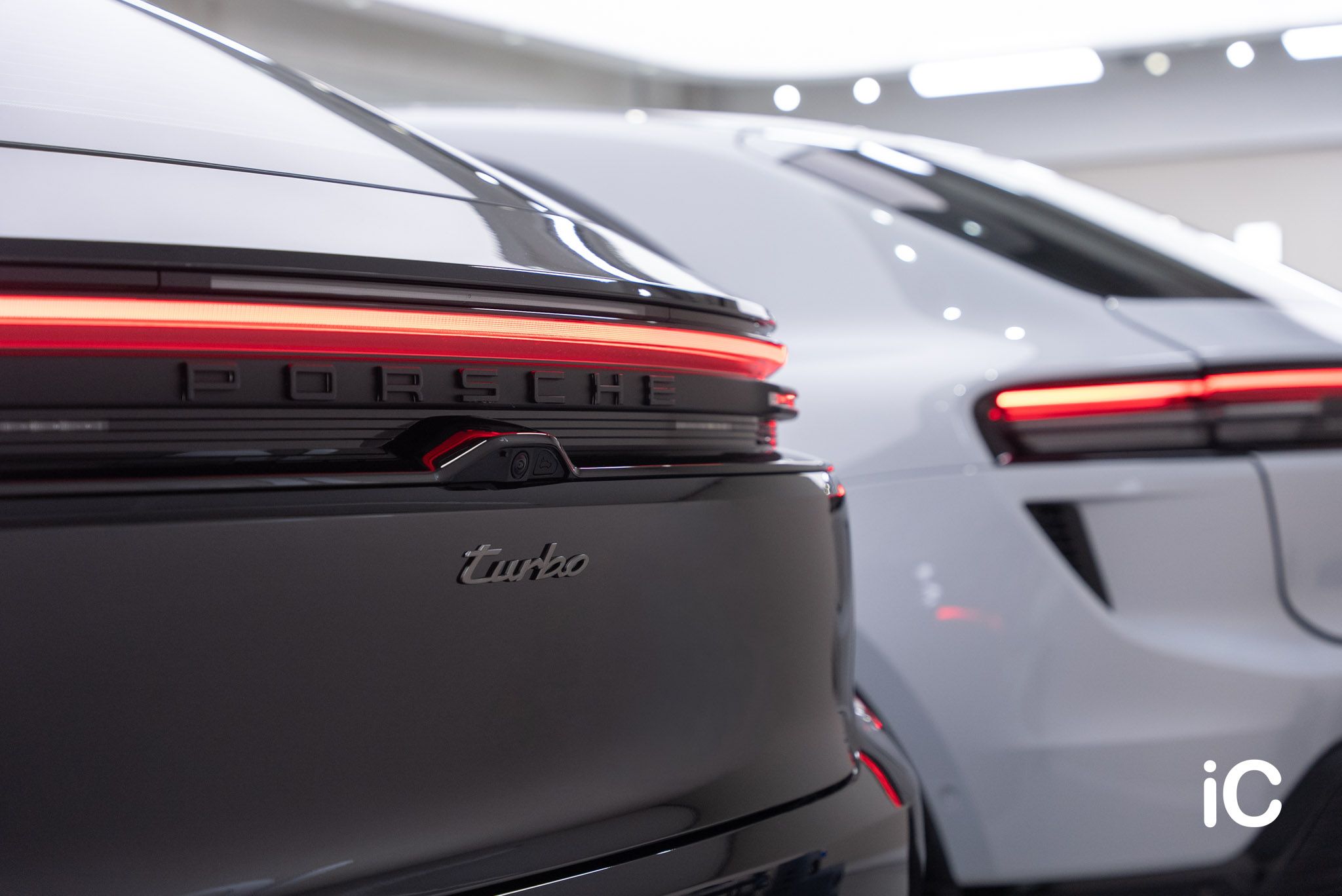 ic-detail-porsche-macan-black-grey-gyeon-ppf-12