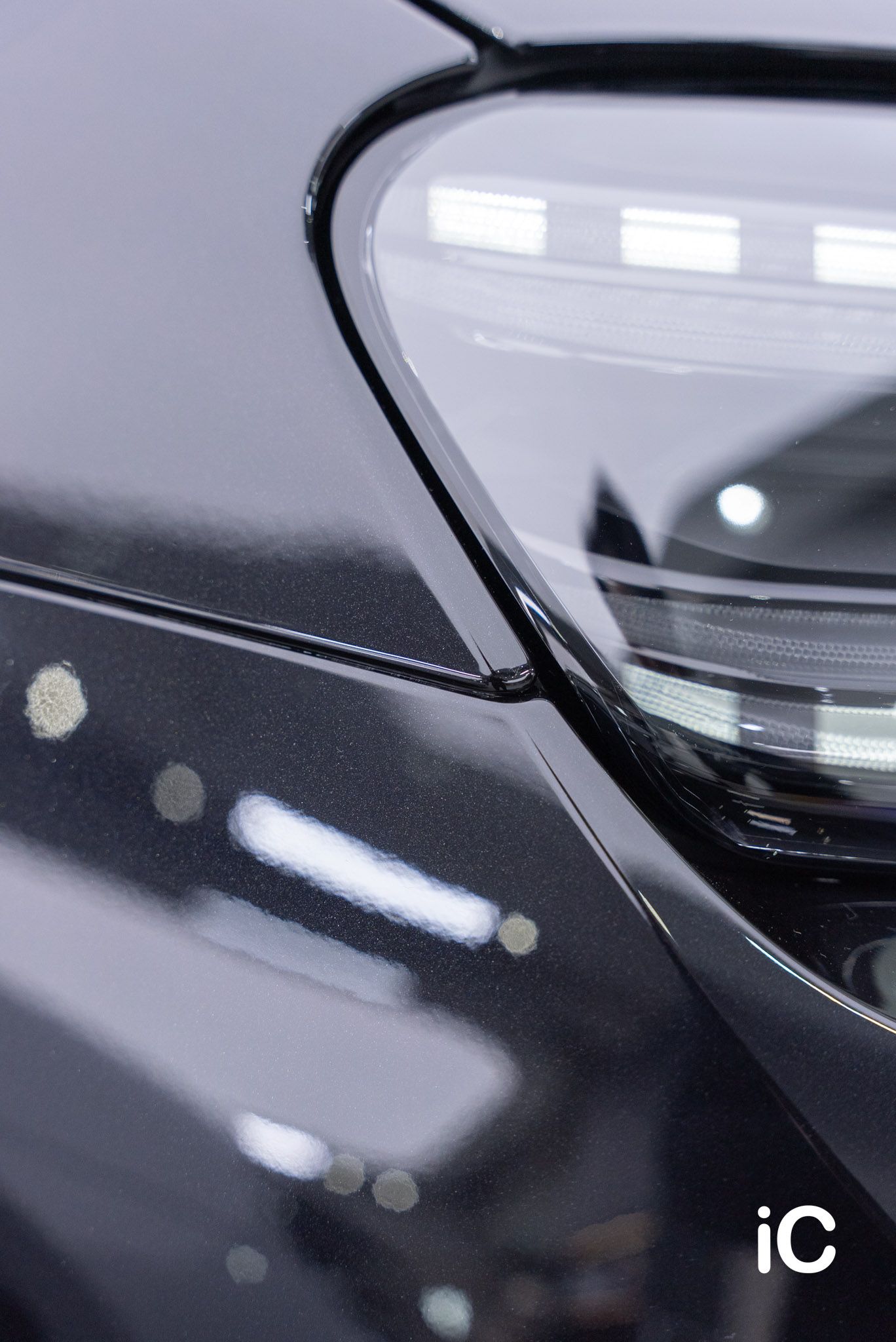 ic-detail-porsche-macan-black-grey-gyeon-ppf-23