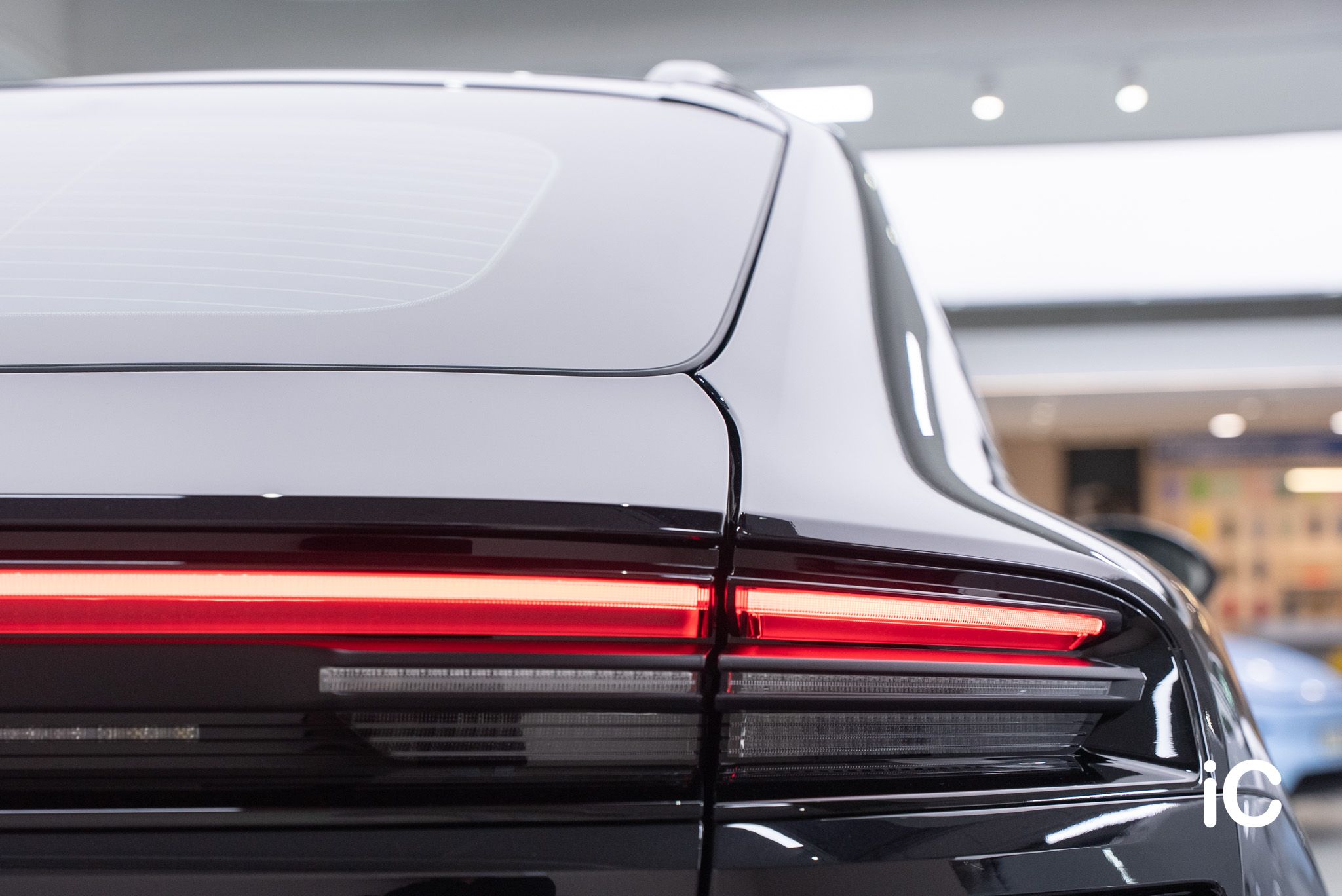 ic-detail-porsche-macan-black-grey-gyeon-ppf-39