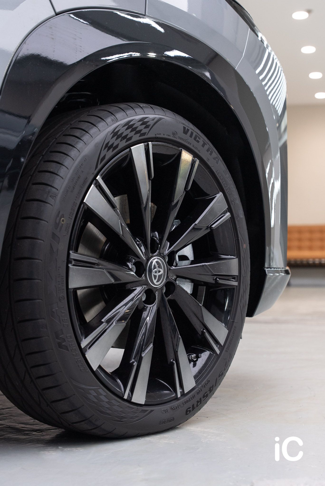 ic-detail-toyota-bz3x-grey-gyeon-ppf-14