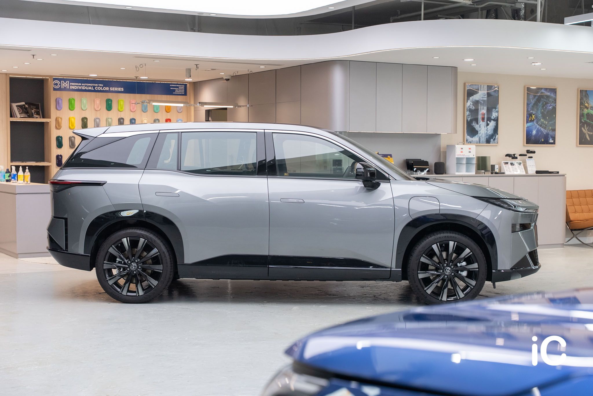 ic-detail-toyota-bz3x-grey-gyeon-ppf-31