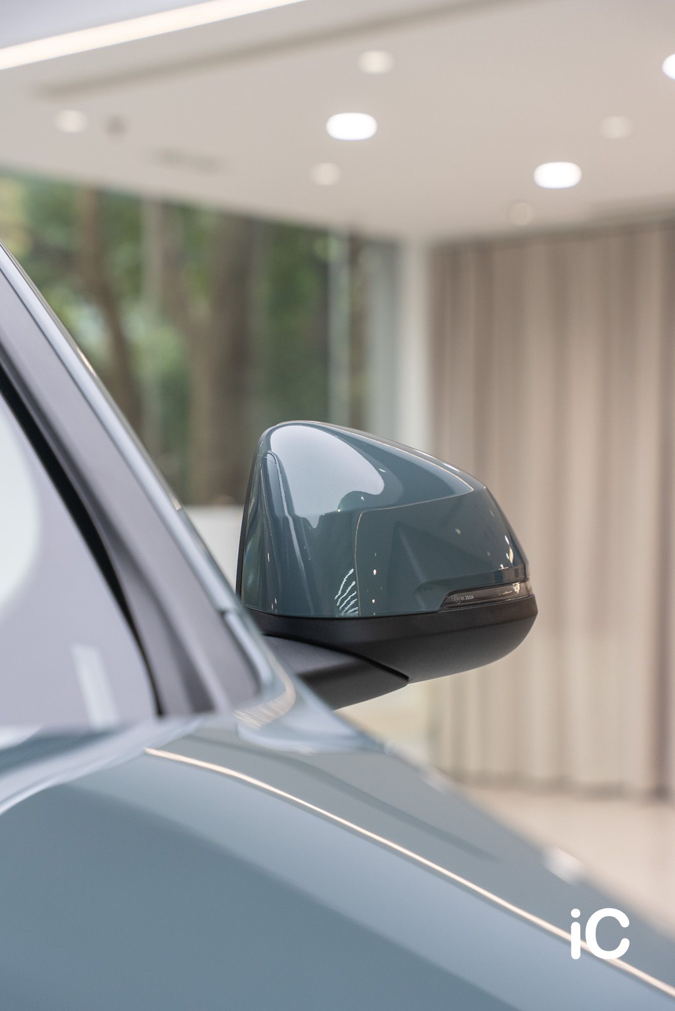 ic-detail-bmw-ix-2-cape-york-green-gyeon-ppf-11