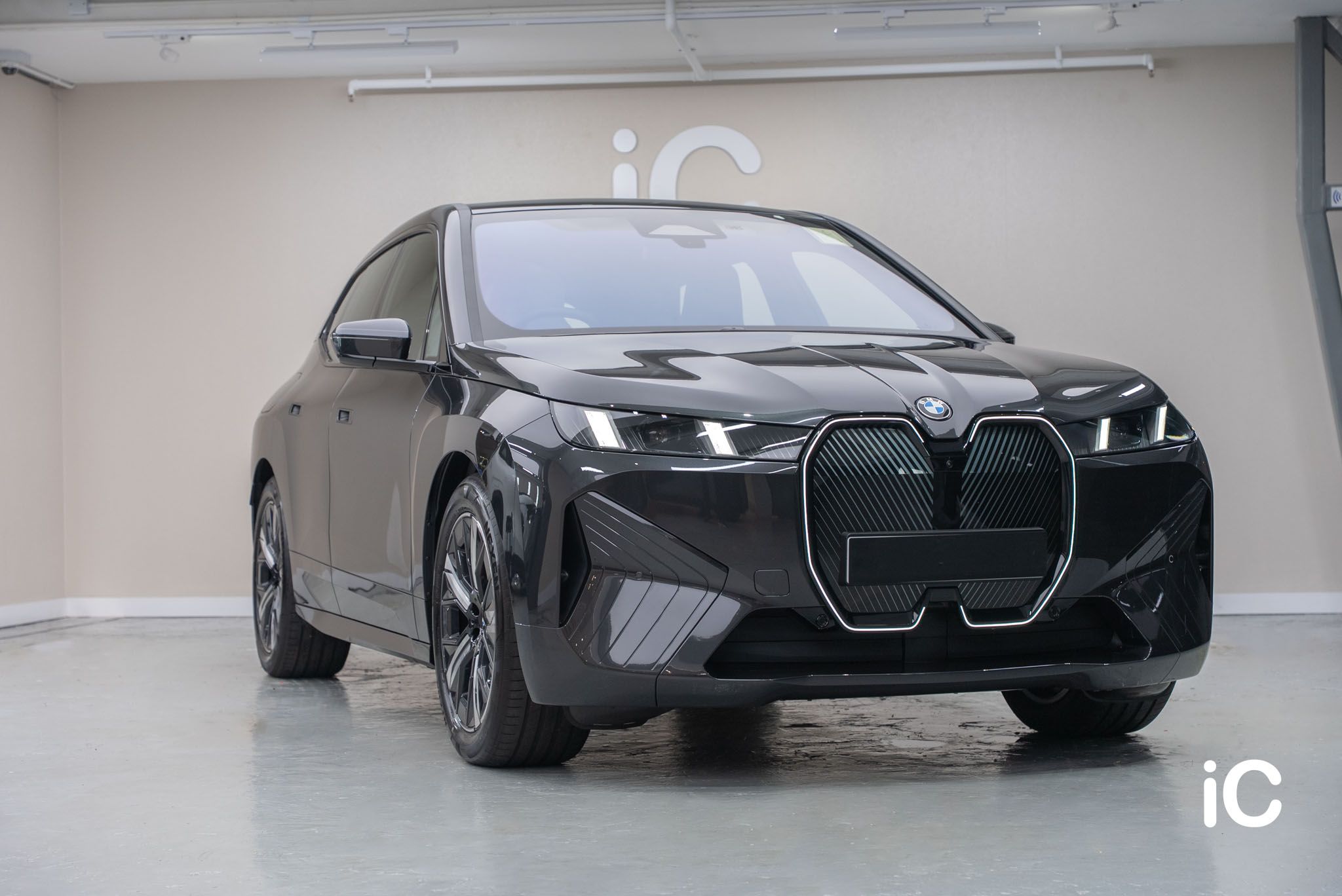 ic-detail-bmw-ix-grey-gyeon-ppf-2