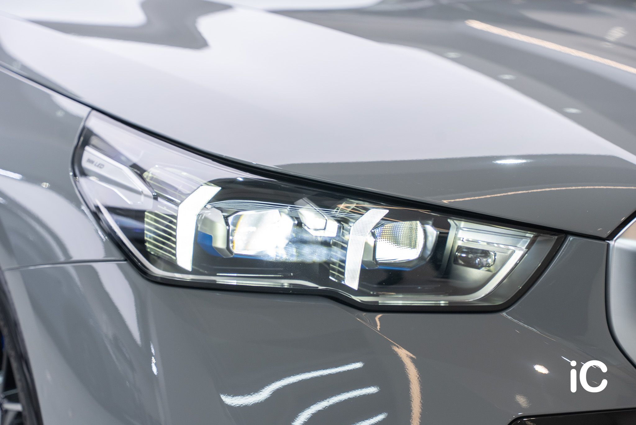 ic-detail-bmw-ix-om-individual-colour-ppf-strom-grey-19