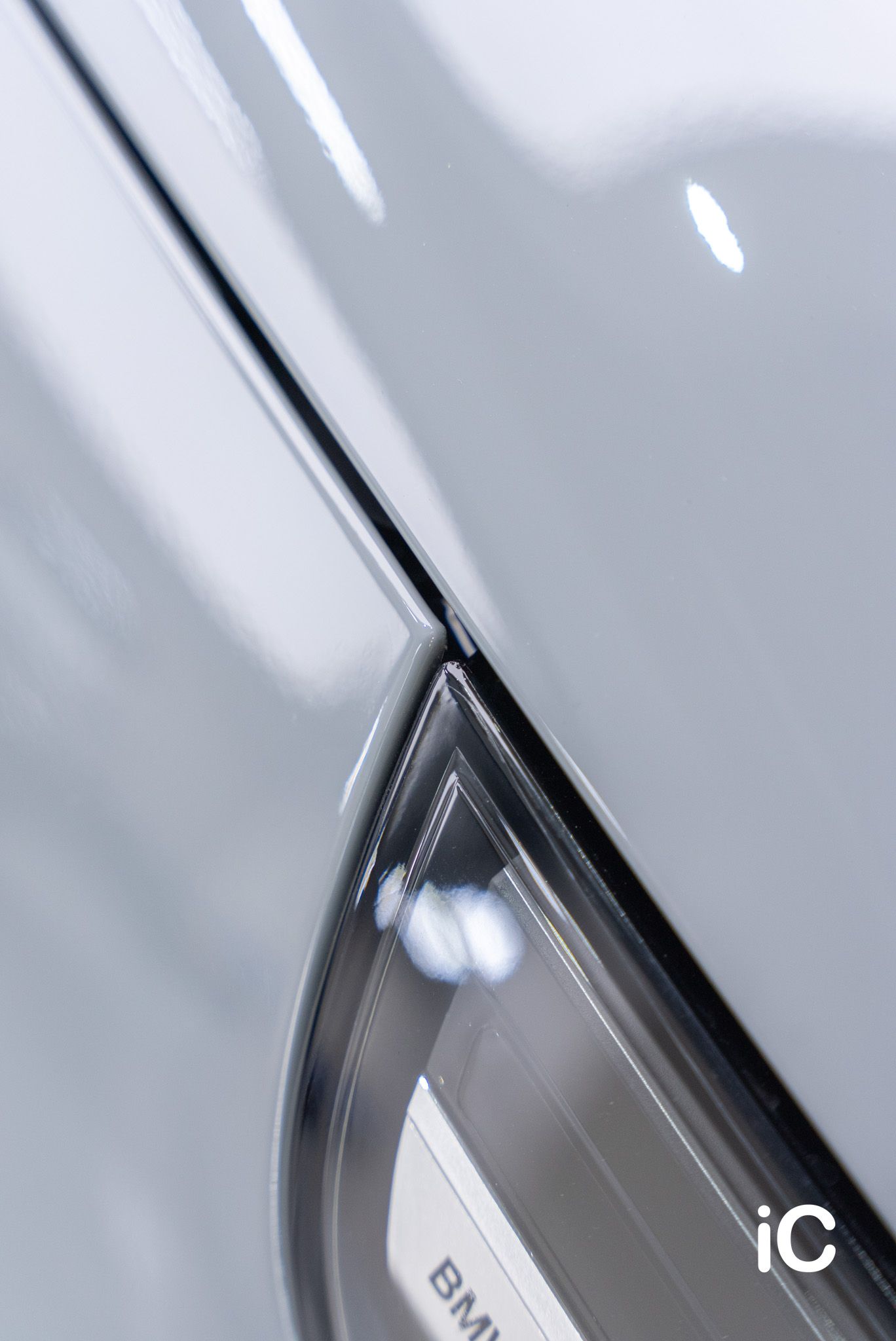 ic-detail-bmw-ix-om-individual-colour-ppf-strom-grey-25