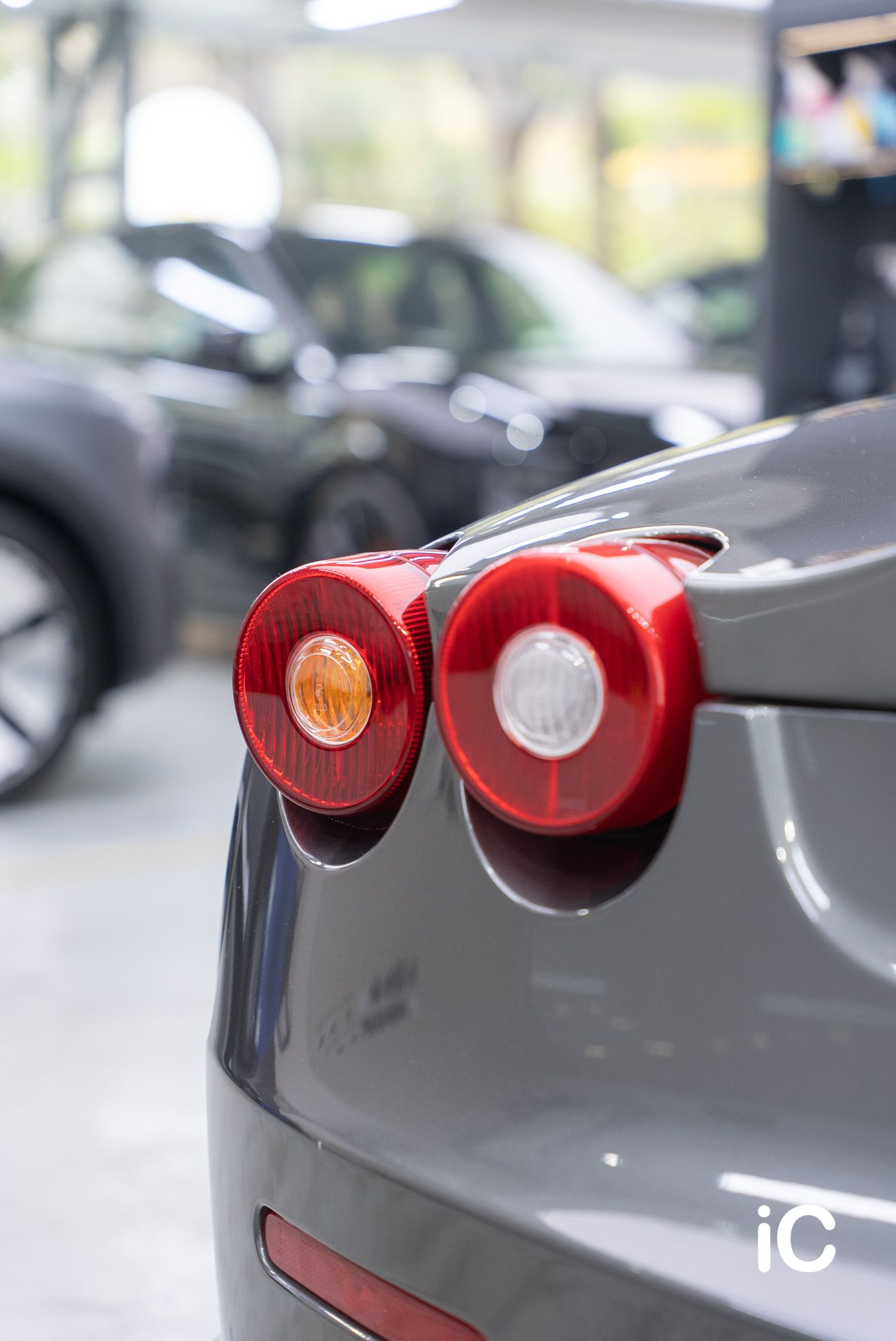 ic-detail-ferrari-f430-grey-ulgo-black-infinity-16