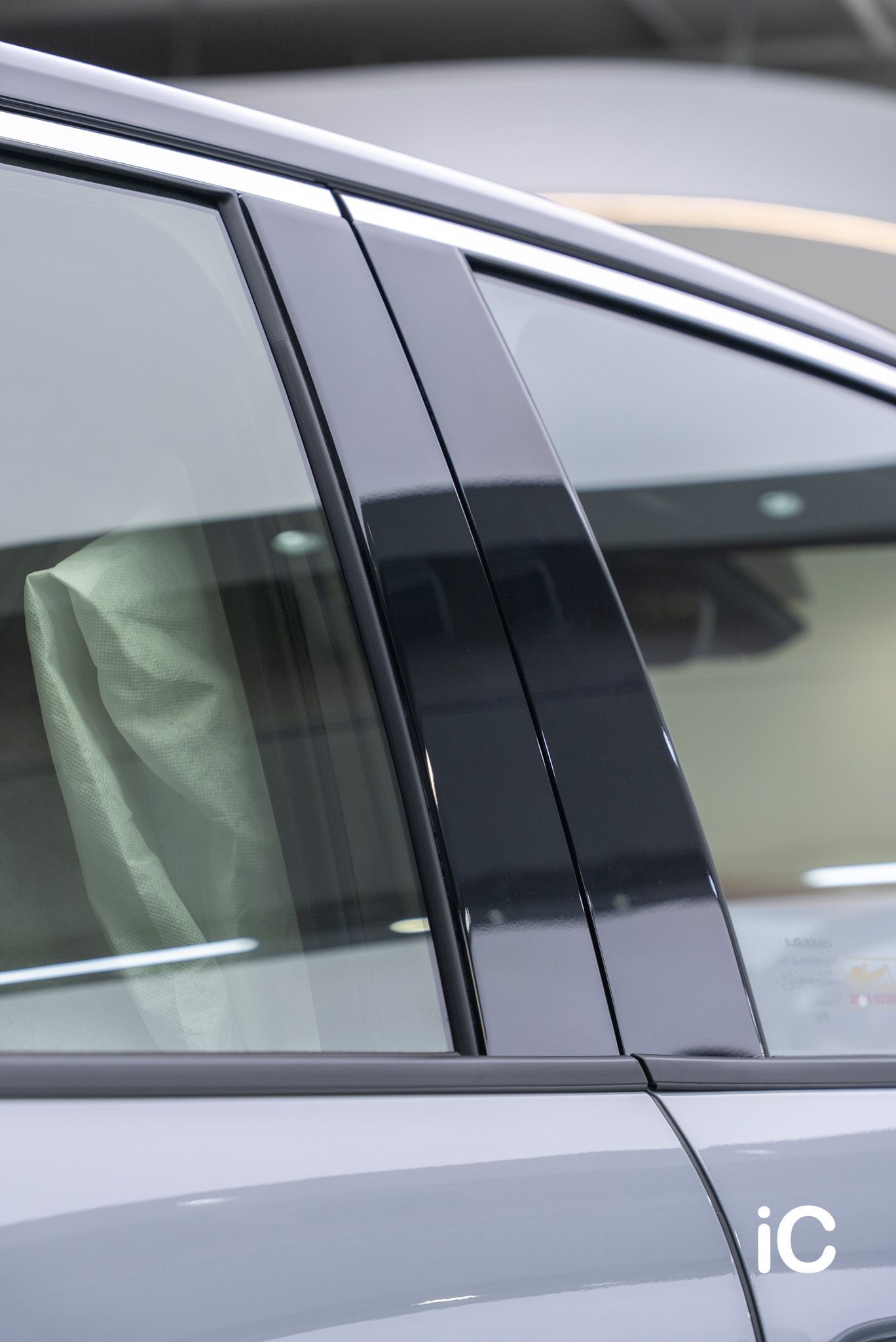ic-detail-lexus-lbx-grey-gyeon-ppf-17
