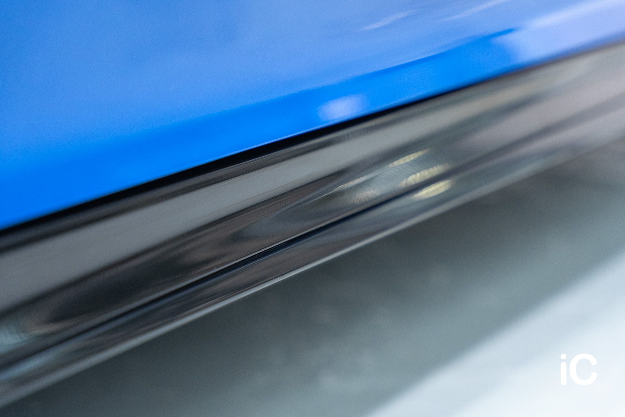 ic-detail-mercedes-benz-cla-black-blue-gyeon-ppf-12