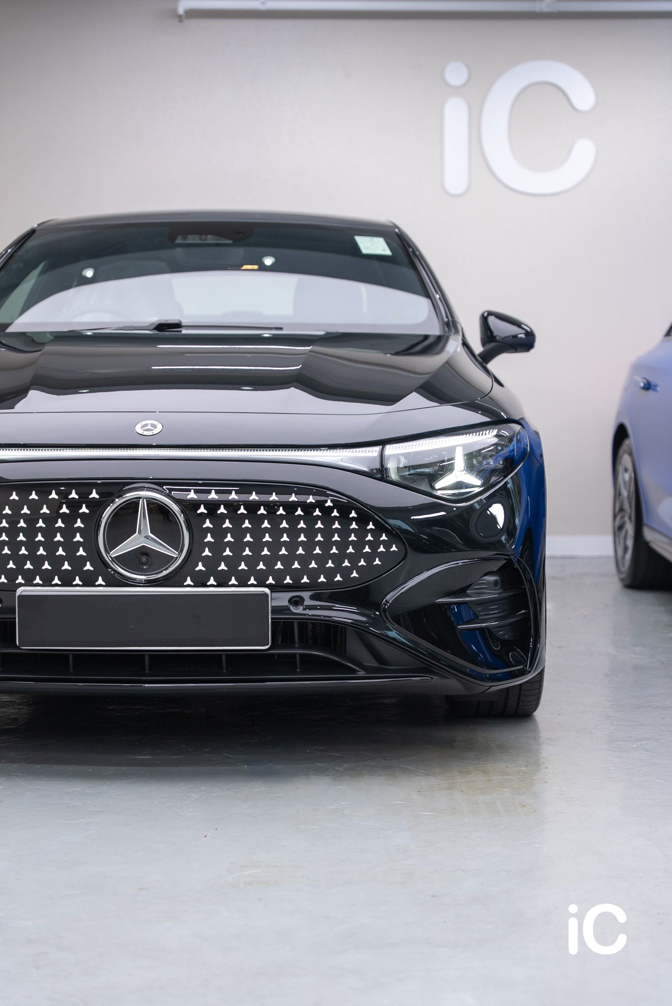 ic-detail-mercedes-benz-cla-black-blue-gyeon-ppf-13