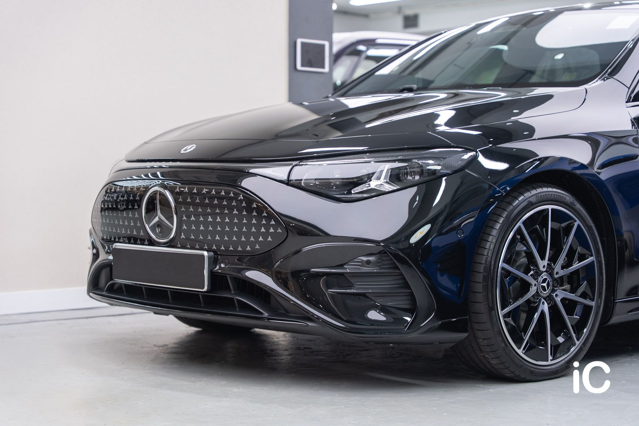 ic-detail-mercedes-benz-cla-black-blue-gyeon-ppf-35