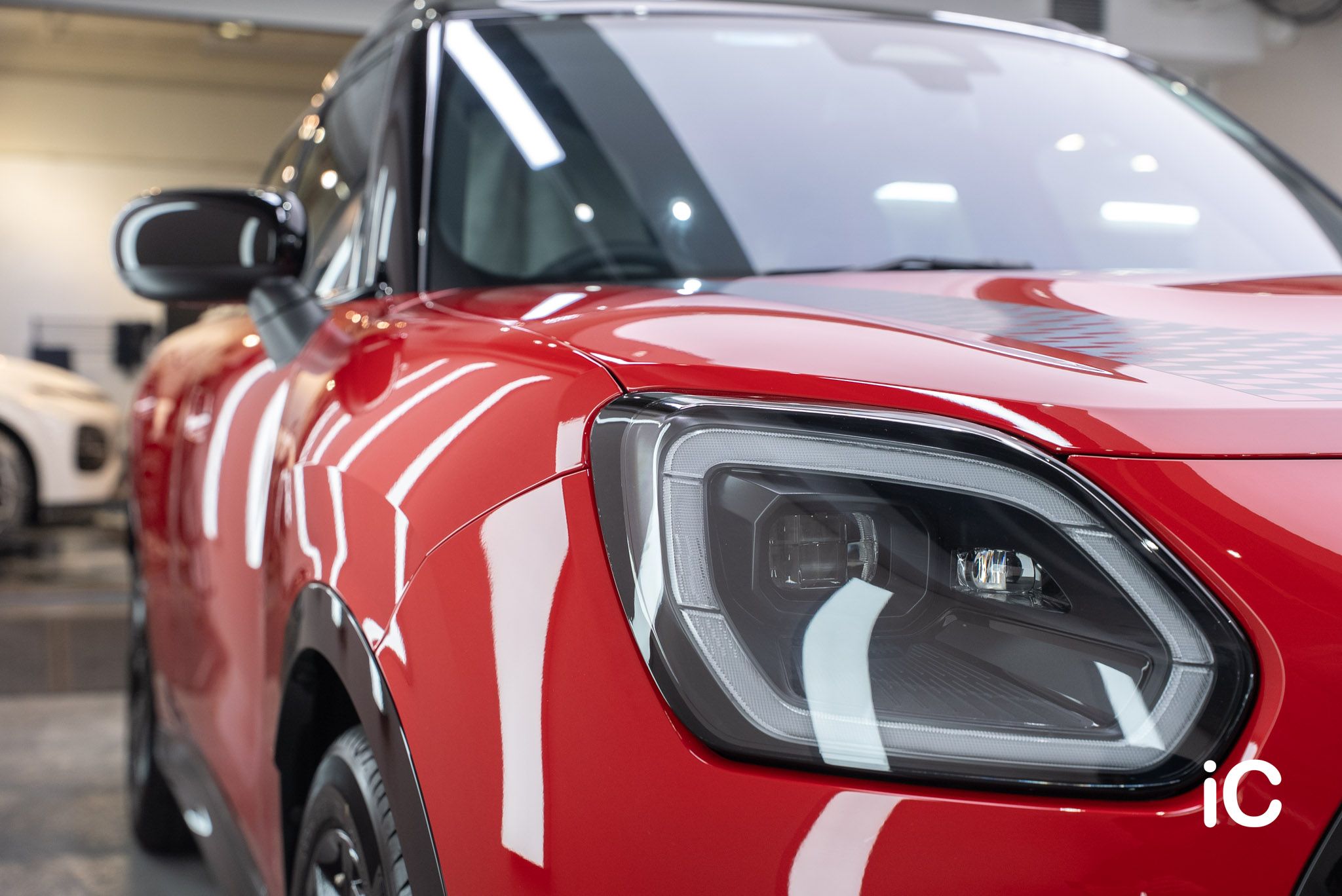 ic-detail-mini-countryman-red-ulgo-black-infinity-17