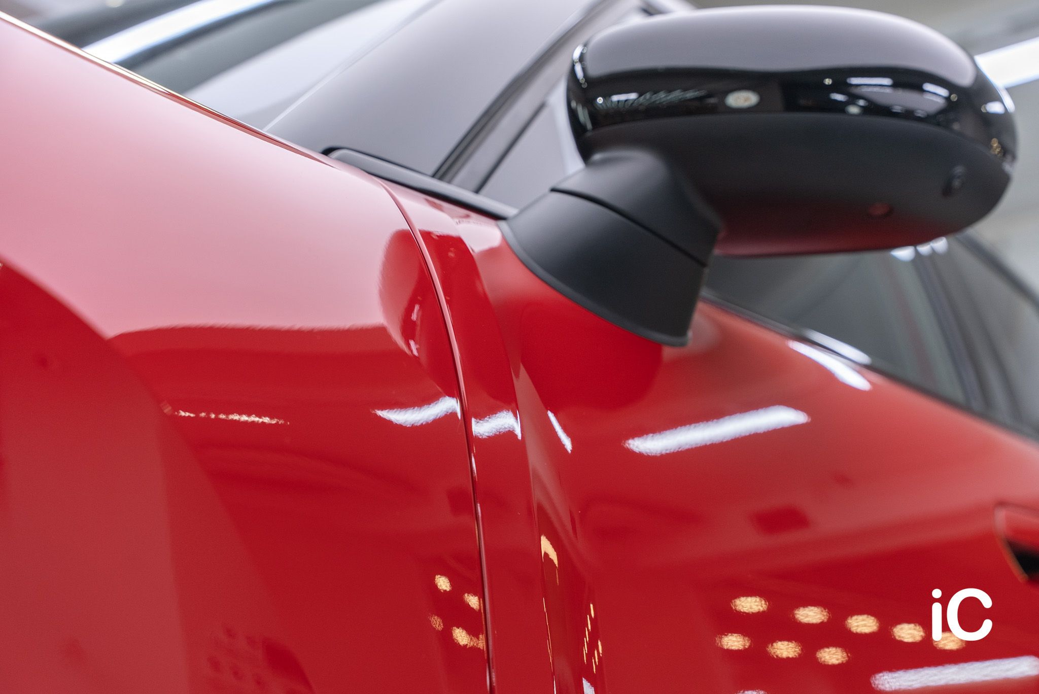 ic-detail-mini-countryman-red-ulgo-black-infinity-24