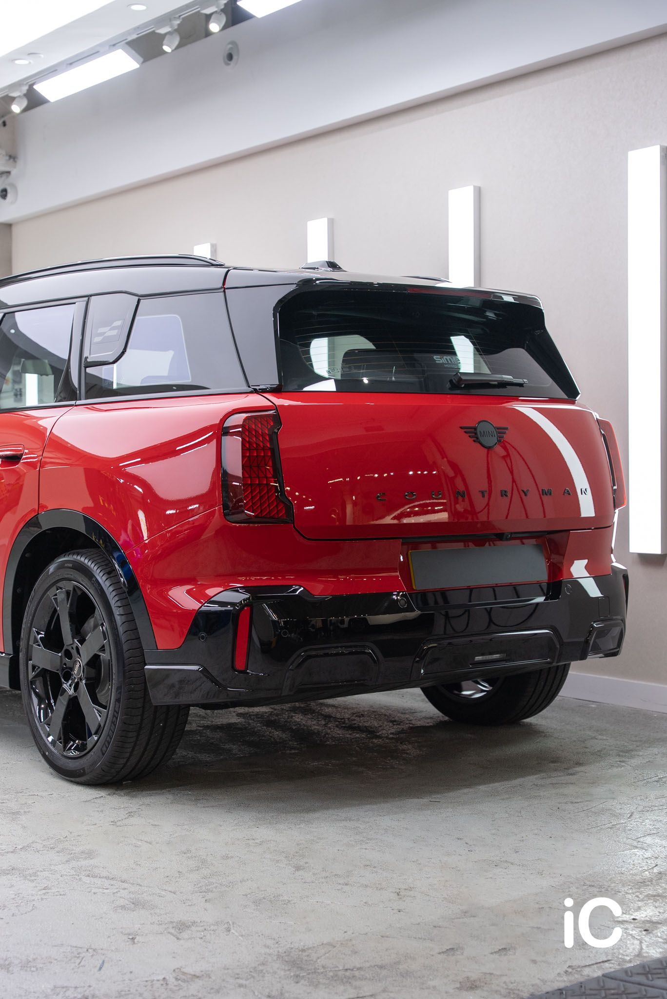 ic-detail-mini-countryman-red-ulgo-black-infinity-5