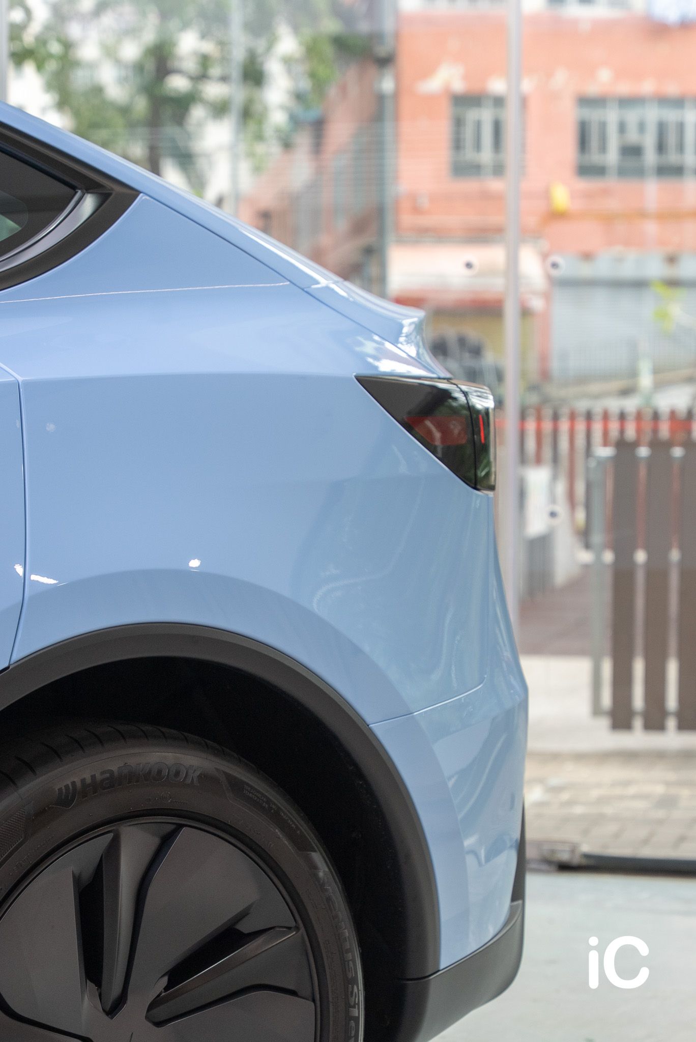 ic-detail-tesla-model-y-individual-colour-ppf-Zandvoort Blue-12