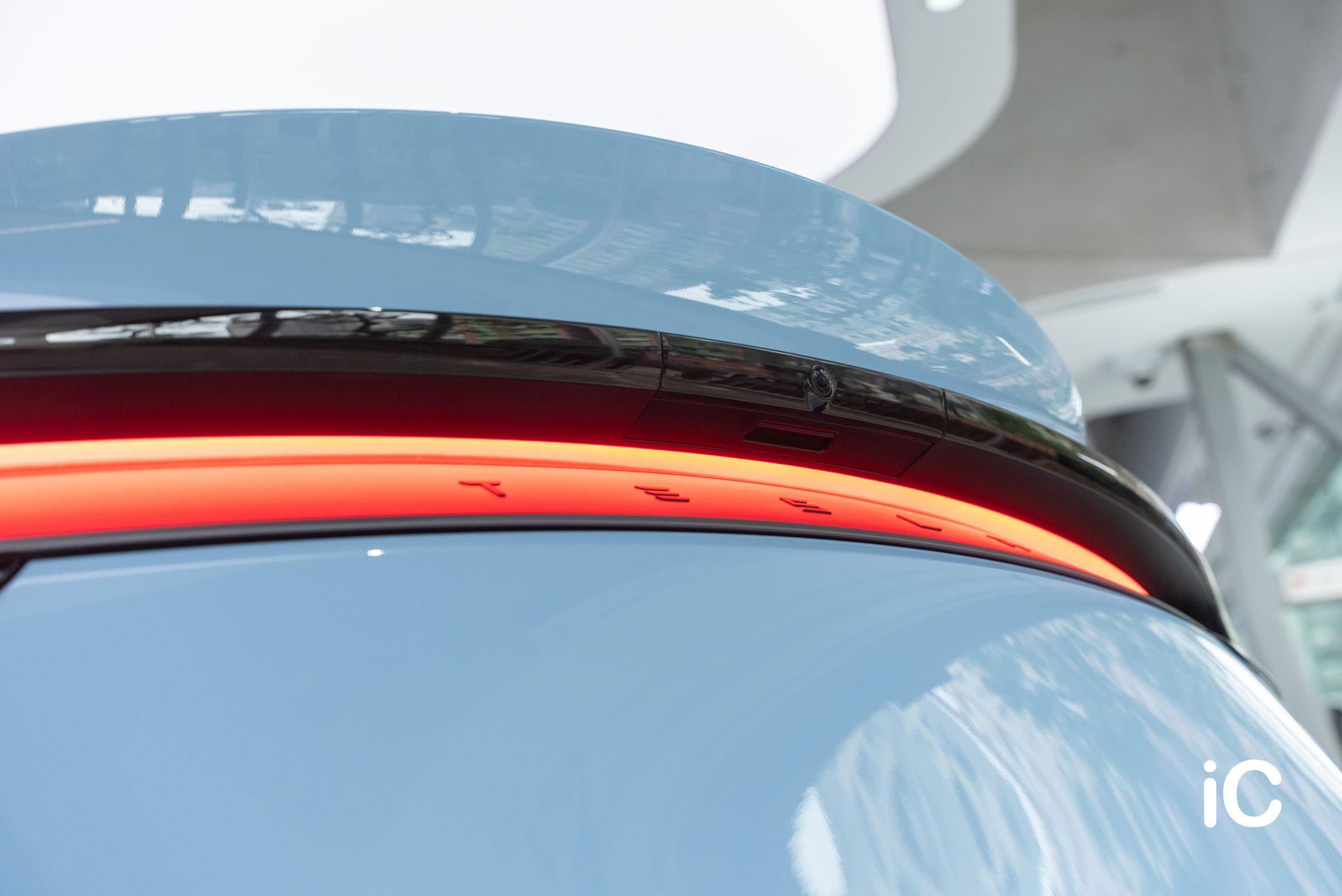 ic-detail-tesla-model-y-individual-colour-ppf-Zandvoort Blue-14