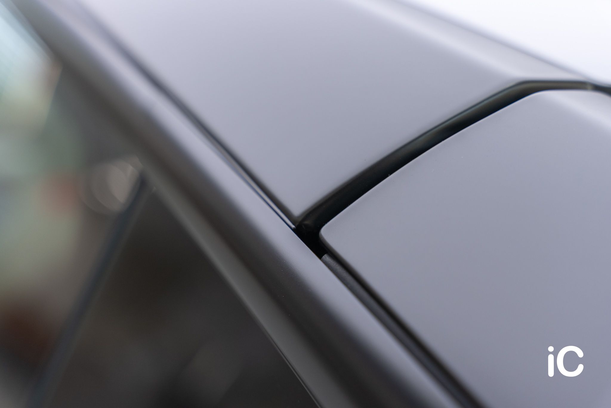 ic-detail-tesla-model-y-om-individual-colour-ppf-satin-black-29
