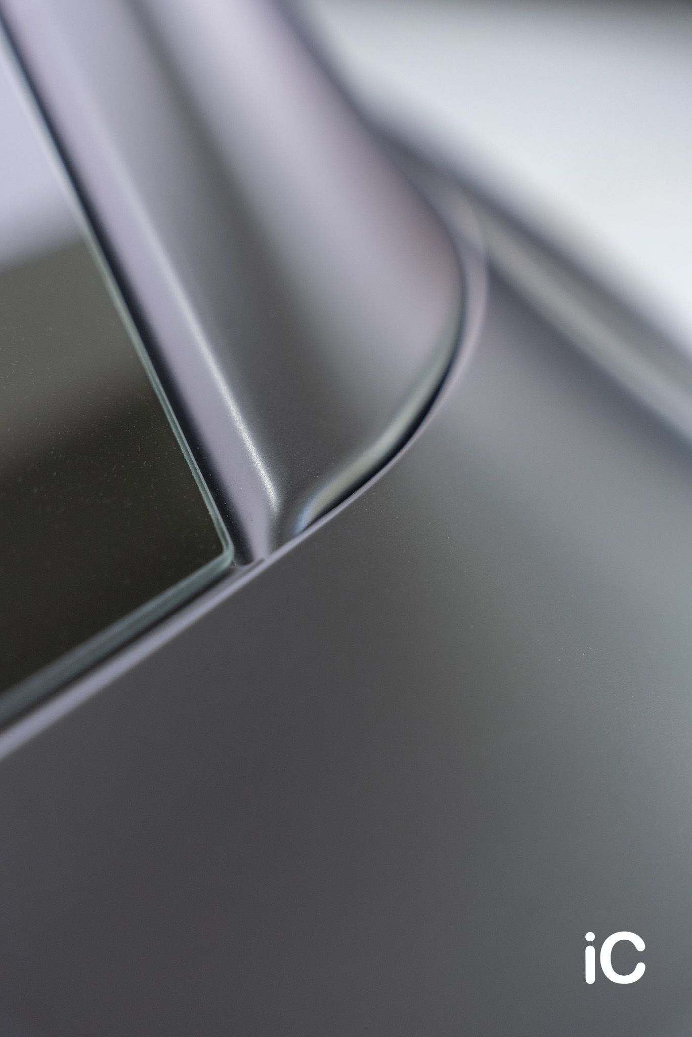 ic-detail-tesla-model-y-om-individual-colour-ppf-satin-black-30