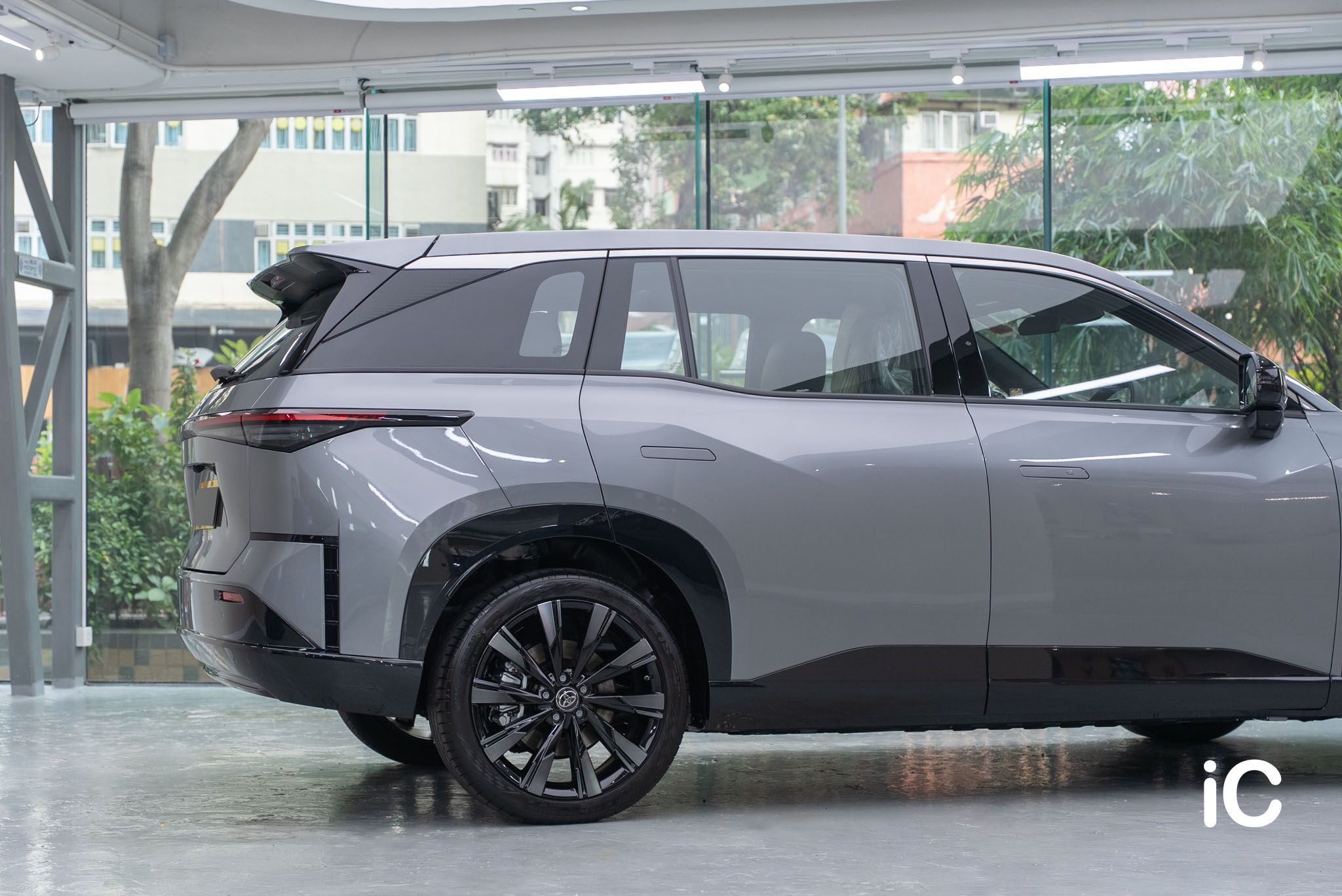 ic-detail-toyota-bz3x-grey-gyeon-ppf-6