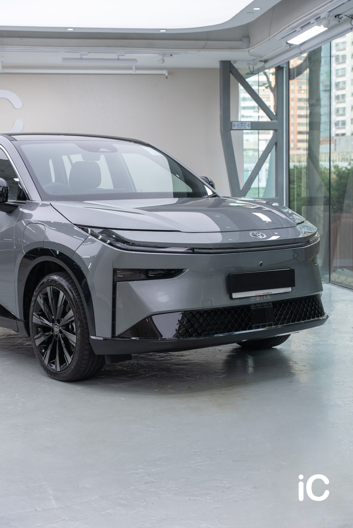 ic-detail-toyota-bz3x-grey-gyeon-ppf-9