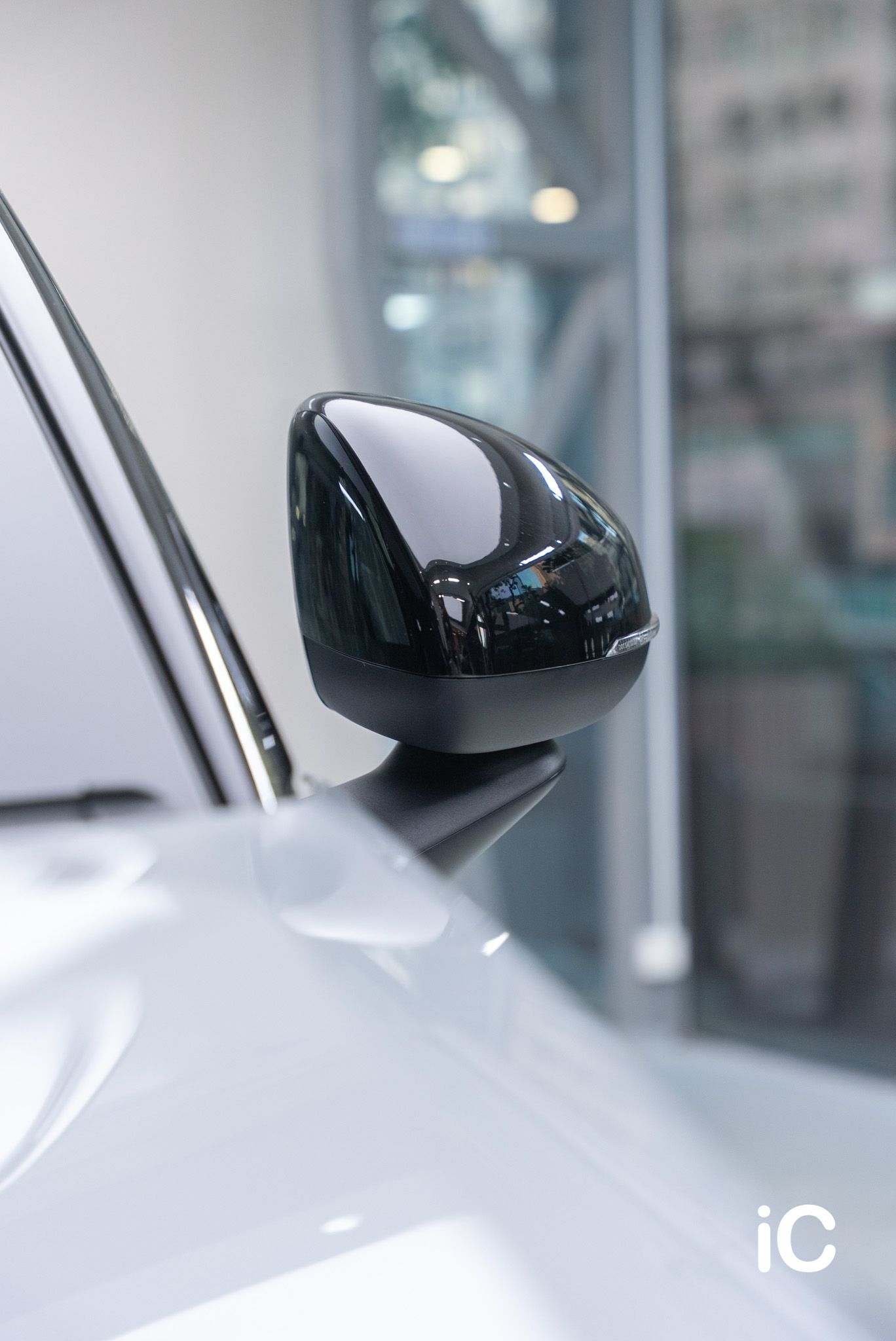 ic-detail-volvo-ex30-grey-gyeon-ppf-29